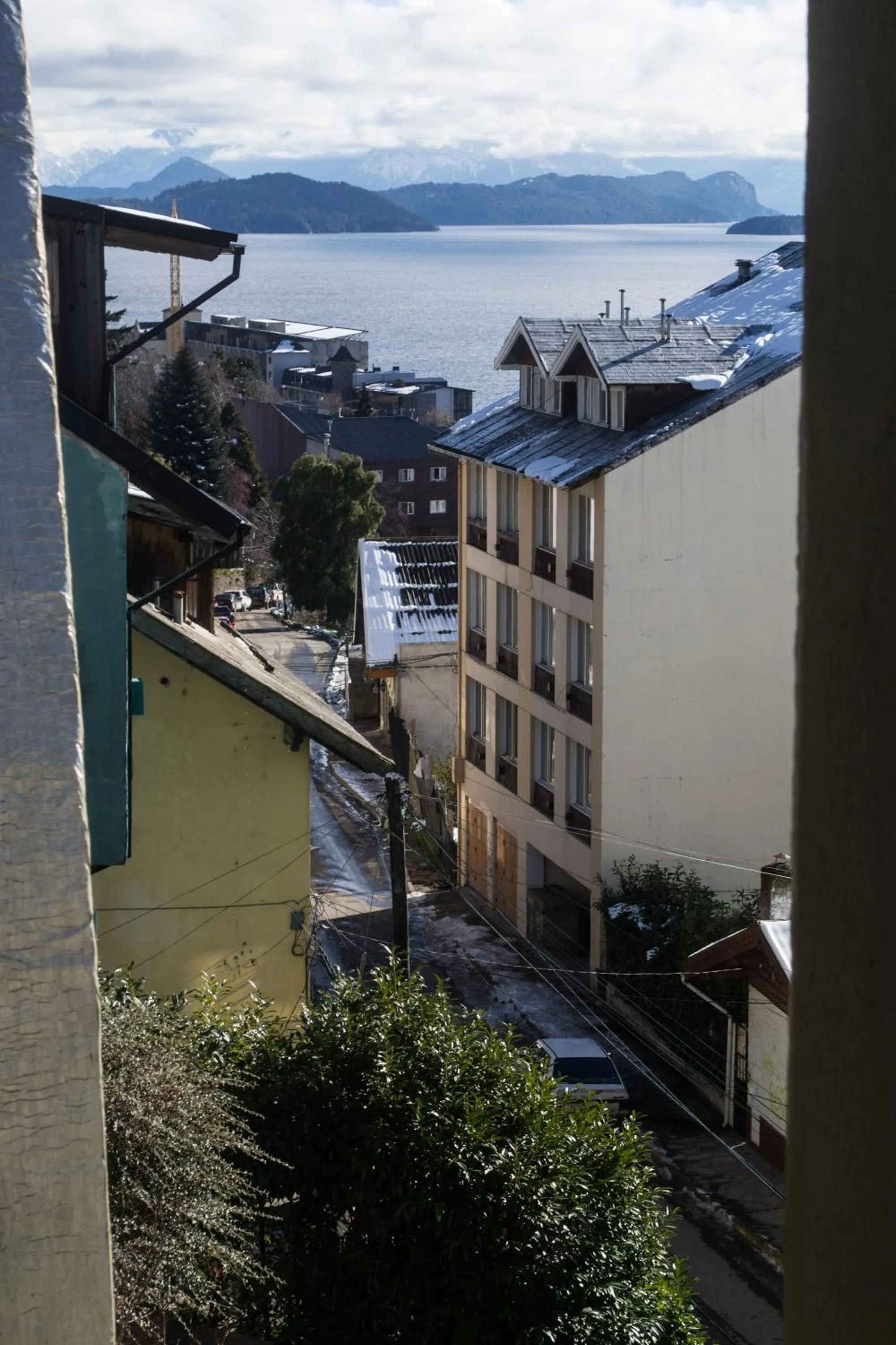 Lake view in Marcopolo Inn Hostel Bariloche