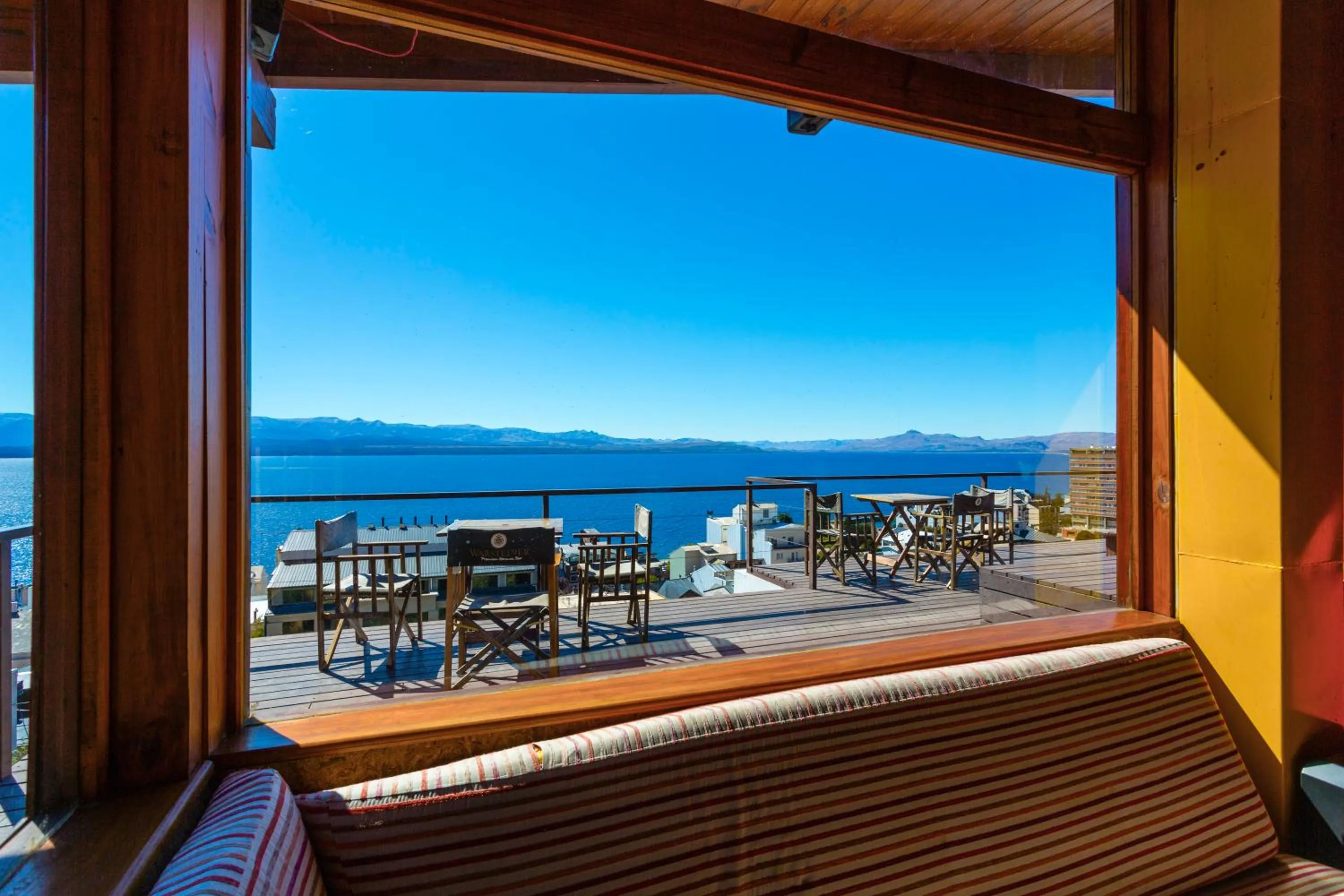 Lake view in Hostel Inn Bariloche