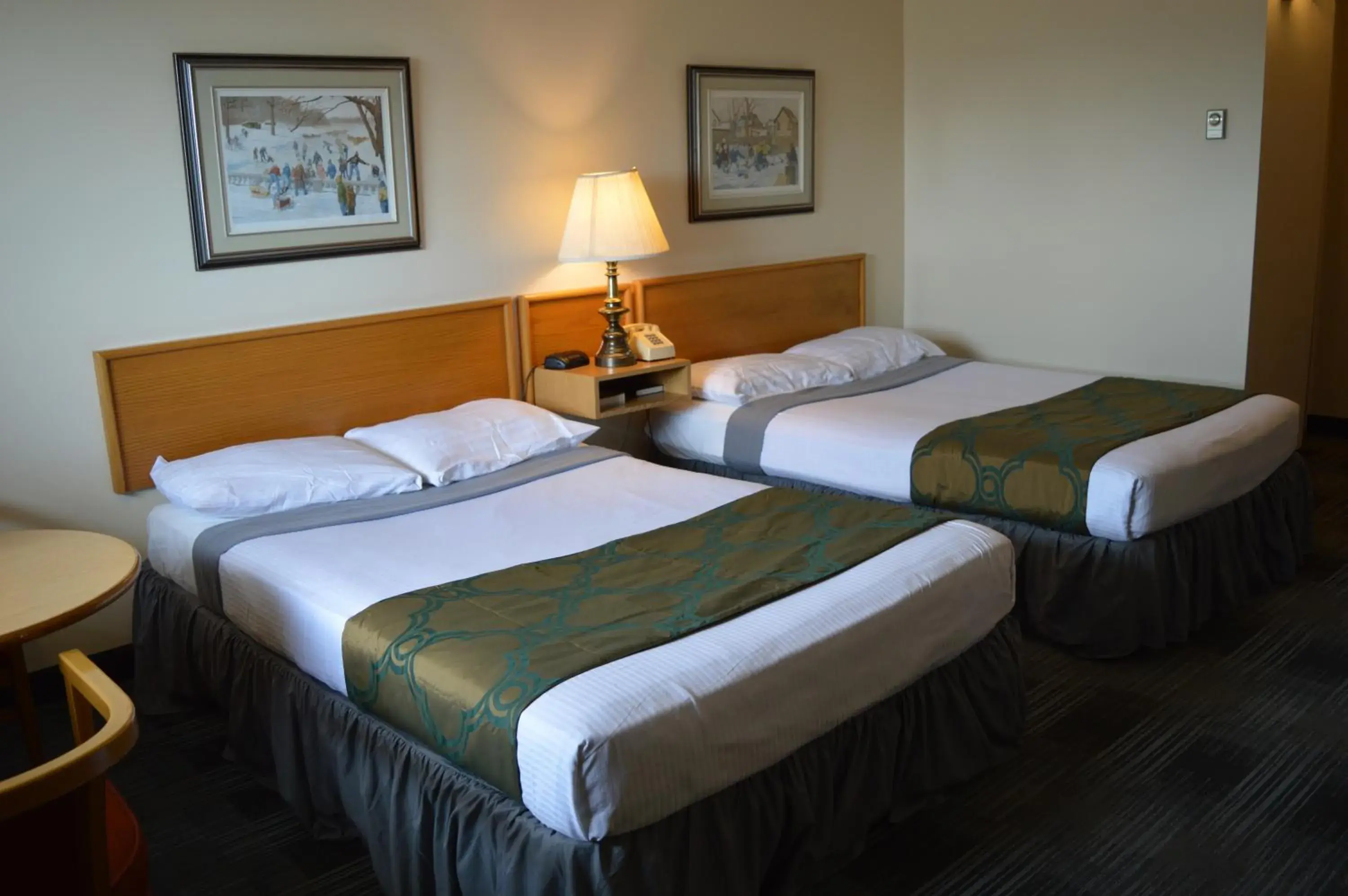 Superior Double Room in Agassiz Hotel and Restaurant - Under New Management Superior Double Room in Agassiz Hotel and Restaurant - Under New Management