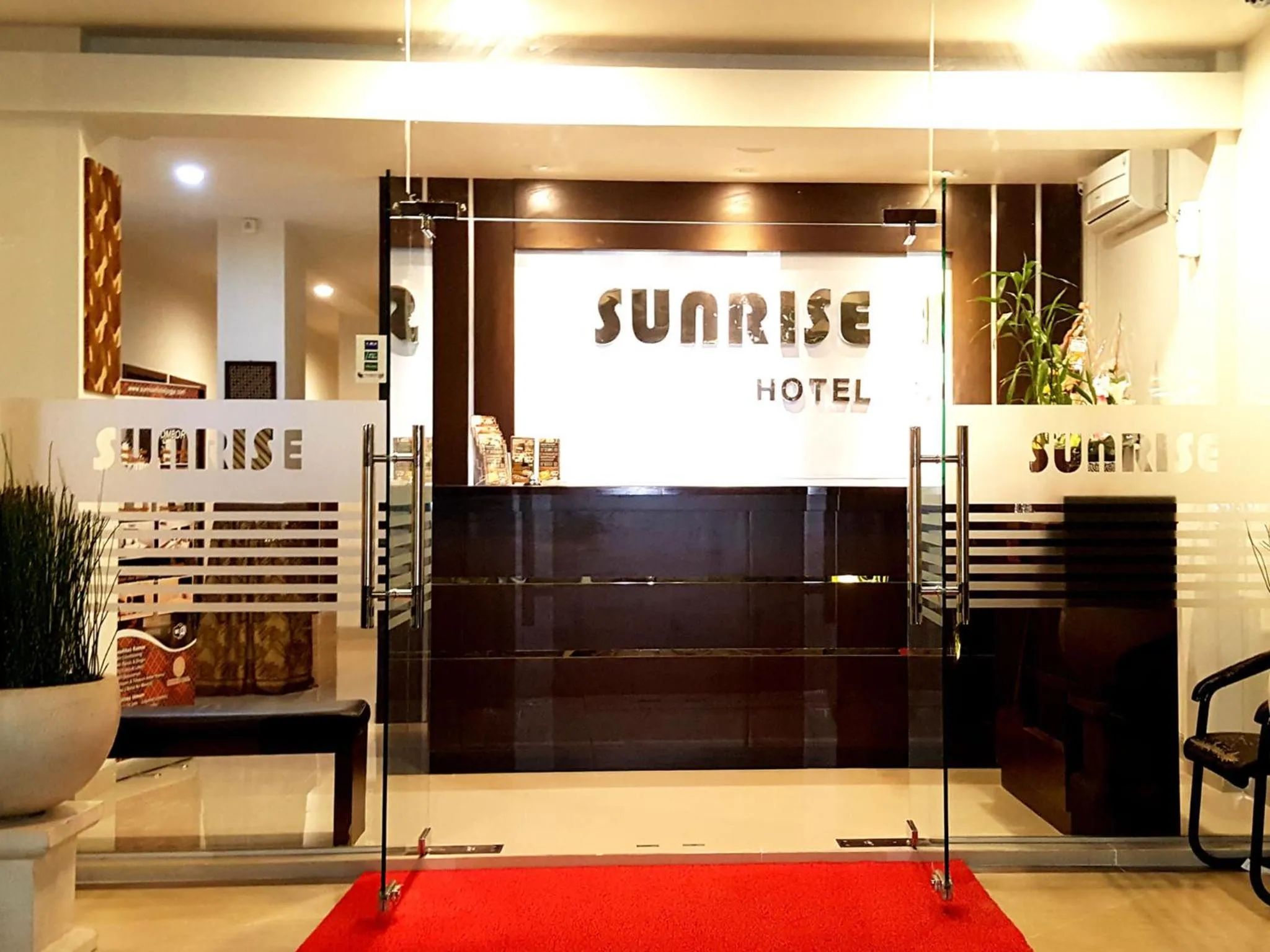 Lobby or reception in Sunrise Hotel Jombor Jogja