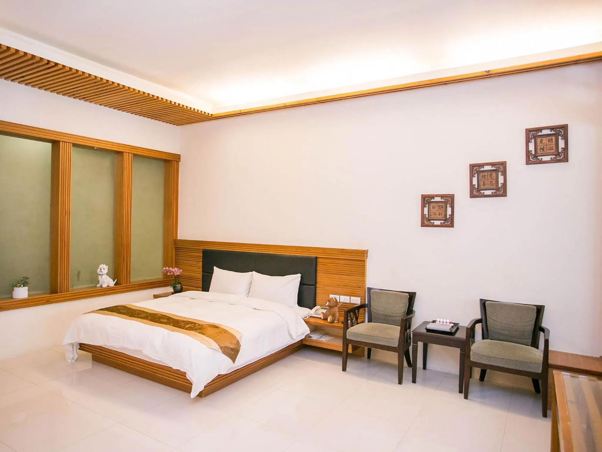 bunk bed in Flying Villa