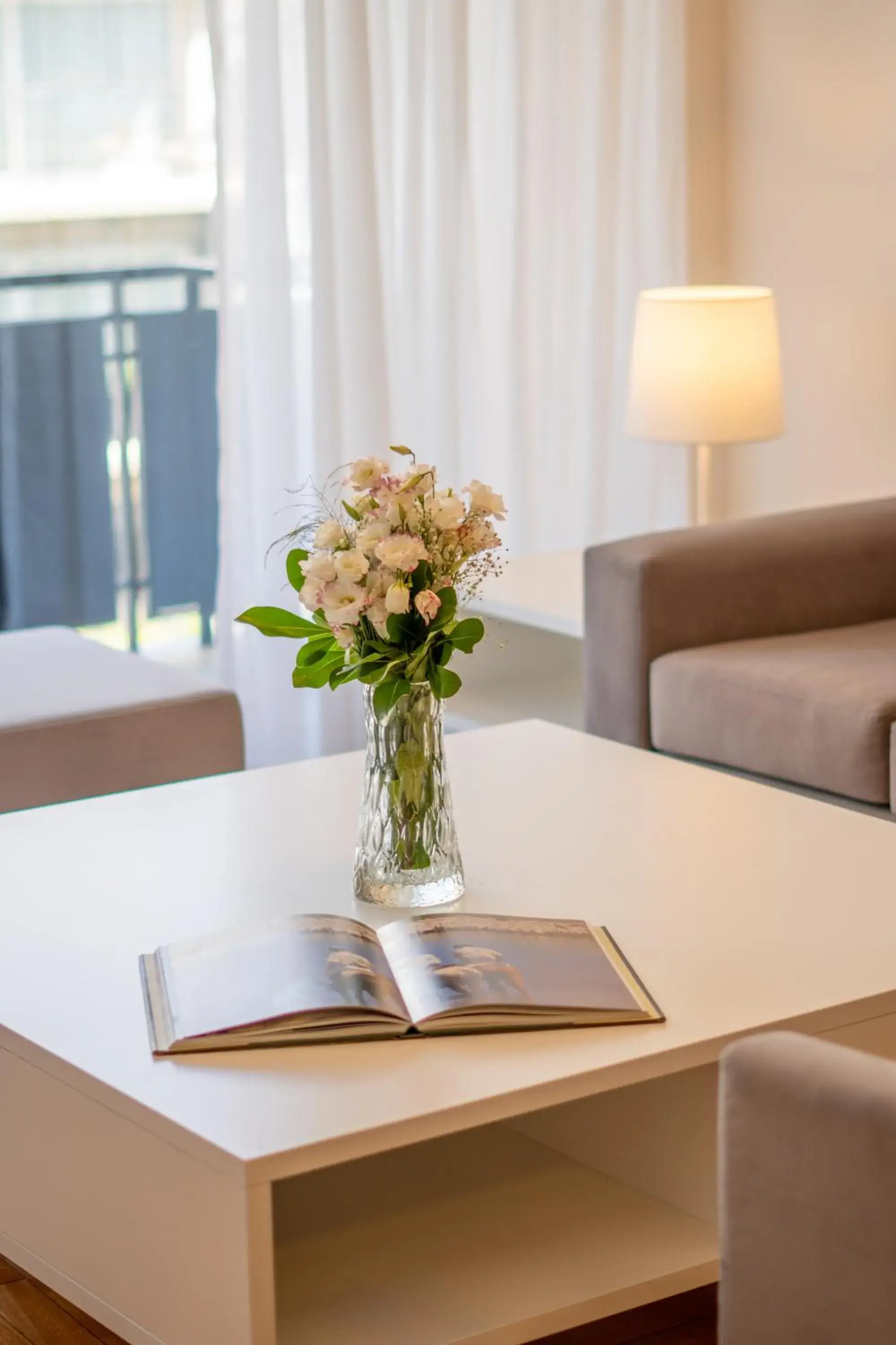 Living room in Aparthotel Trianon Recoleta Living room in Aparthotel Trianon Recoleta