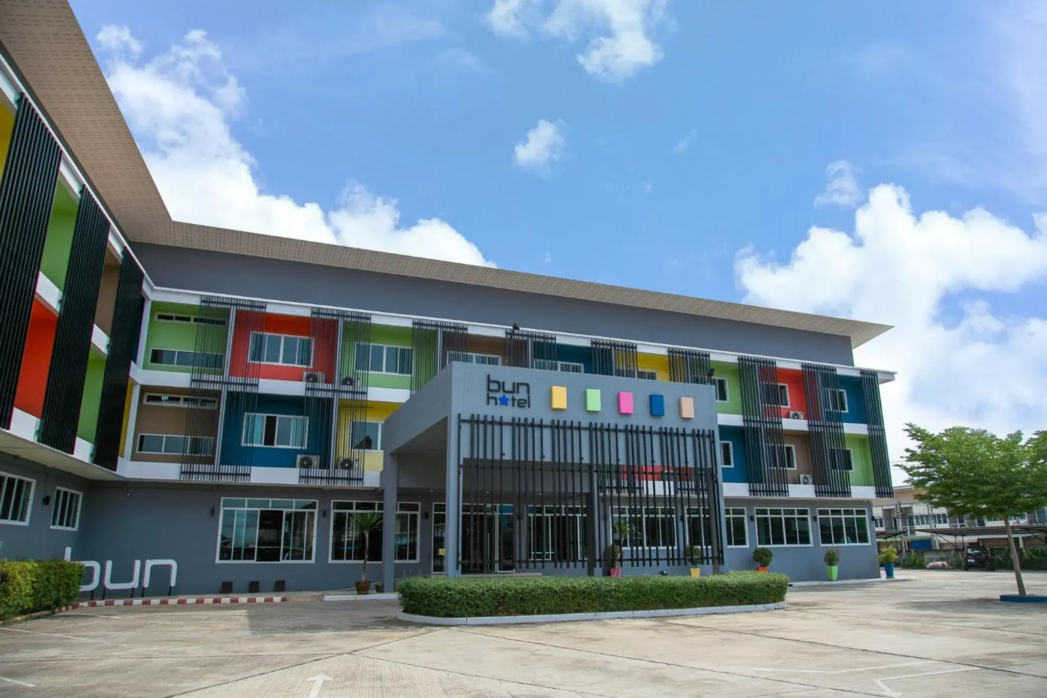 Property building in Bun Hotel Property building in Bun Hotel