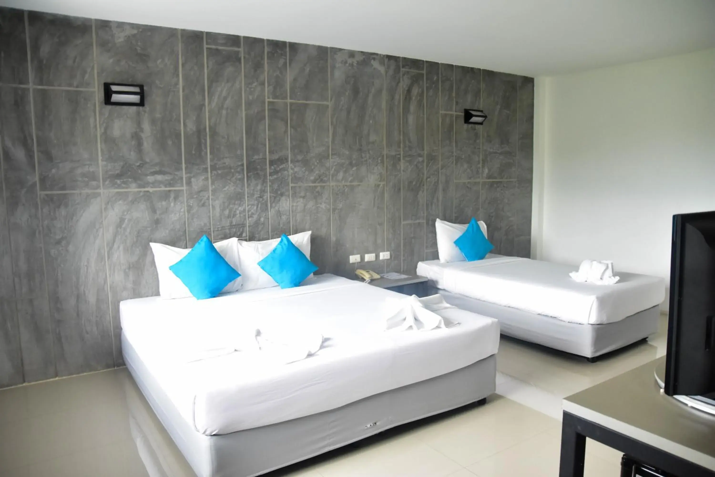 Photo of the whole room, Bed in Bun Hotel Photo of the whole room, Bed in Bun Hotel