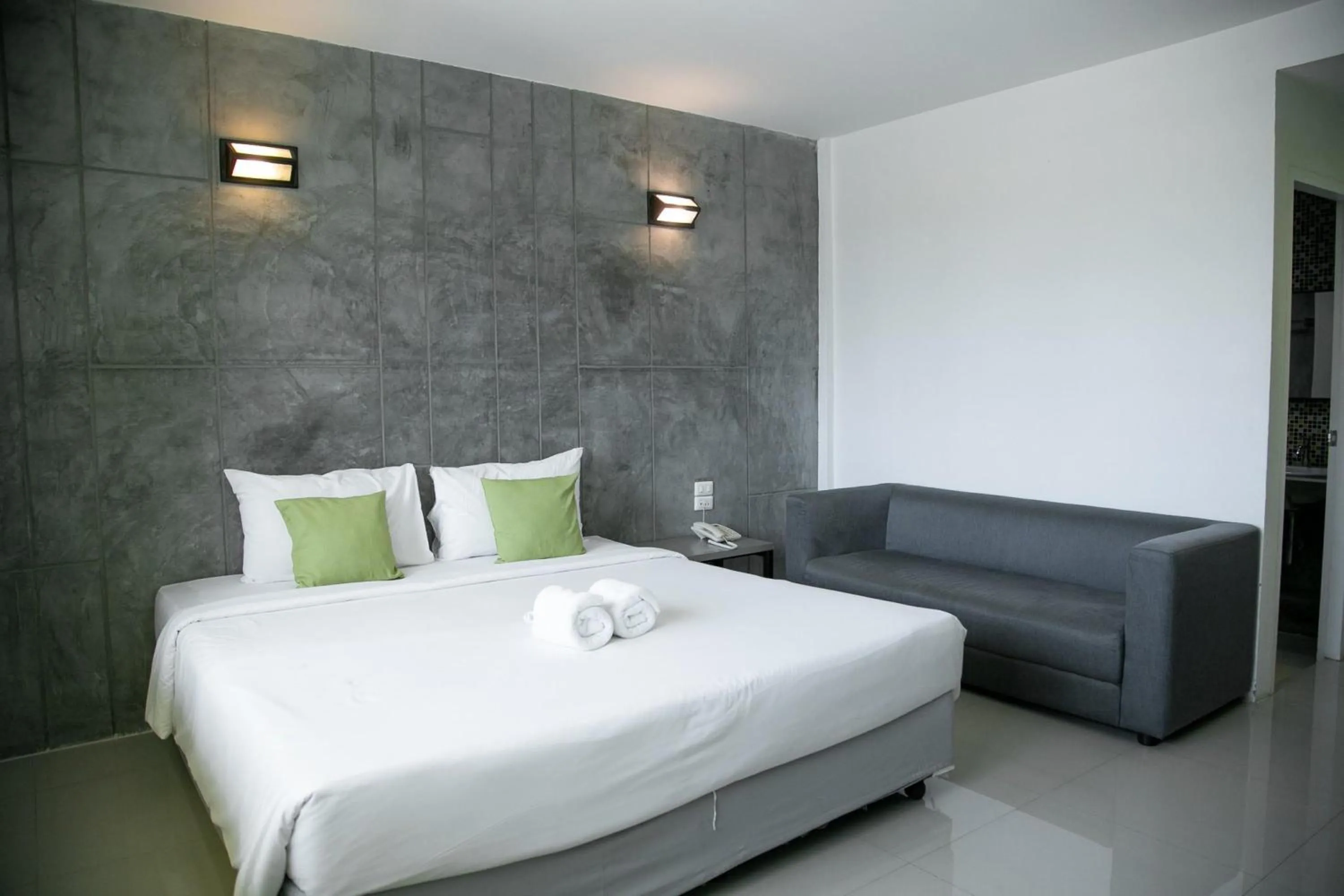 Bedroom, Bed in Bun Hotel