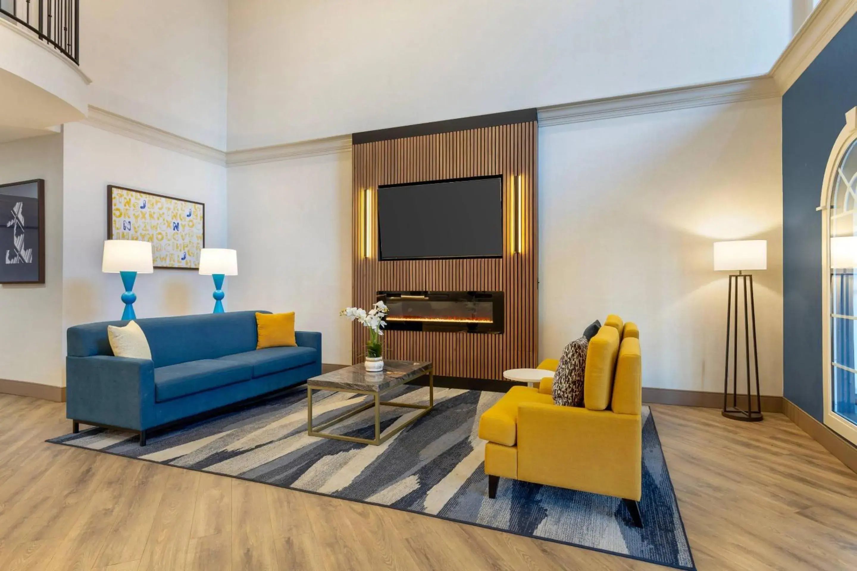 Lobby or reception in Comfort Suites East Brunswick - South River Lobby or reception in Comfort Suites East Brunswick - South River