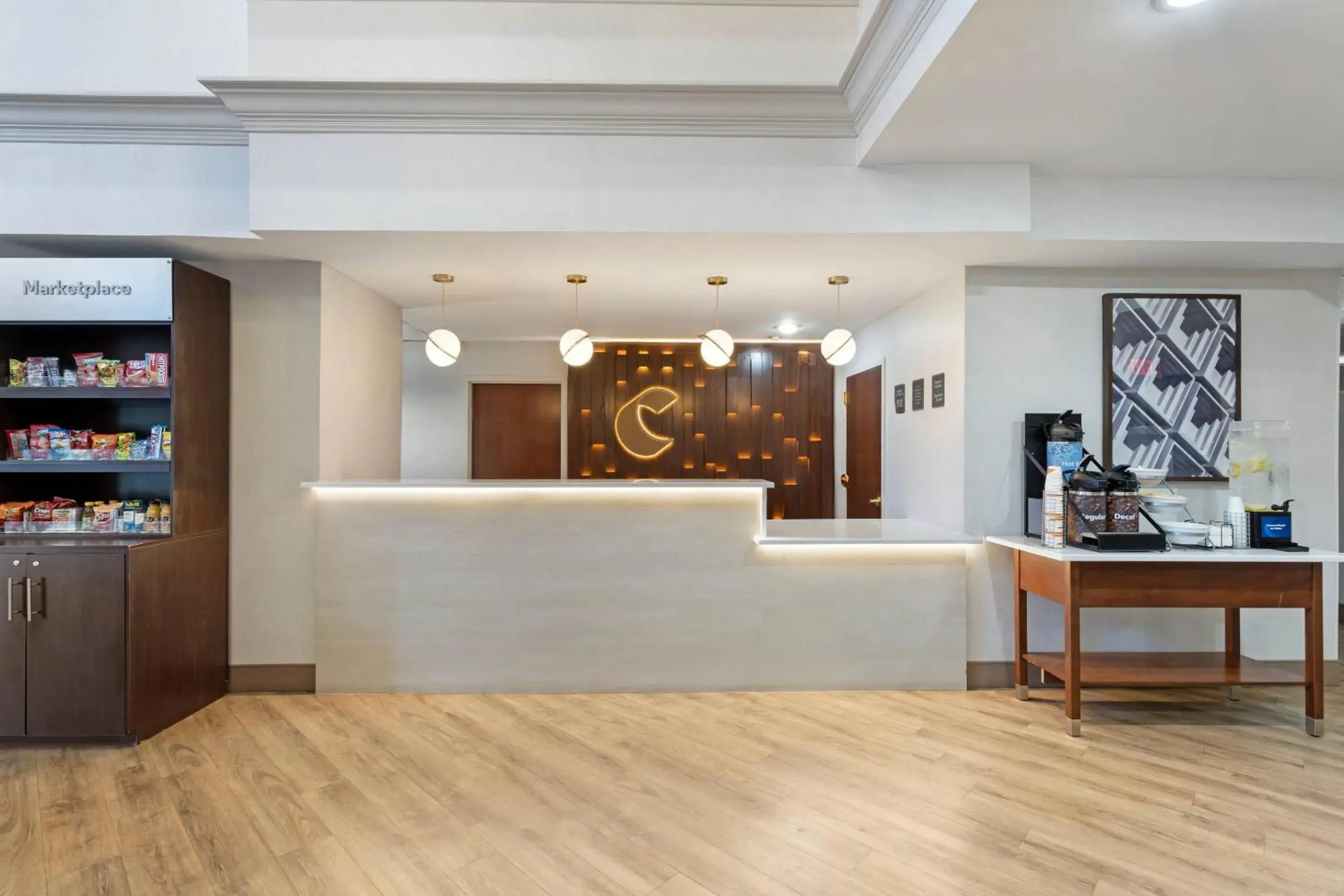 Lobby or reception in Comfort Suites East Brunswick - South River Lobby or reception in Comfort Suites East Brunswick - South River