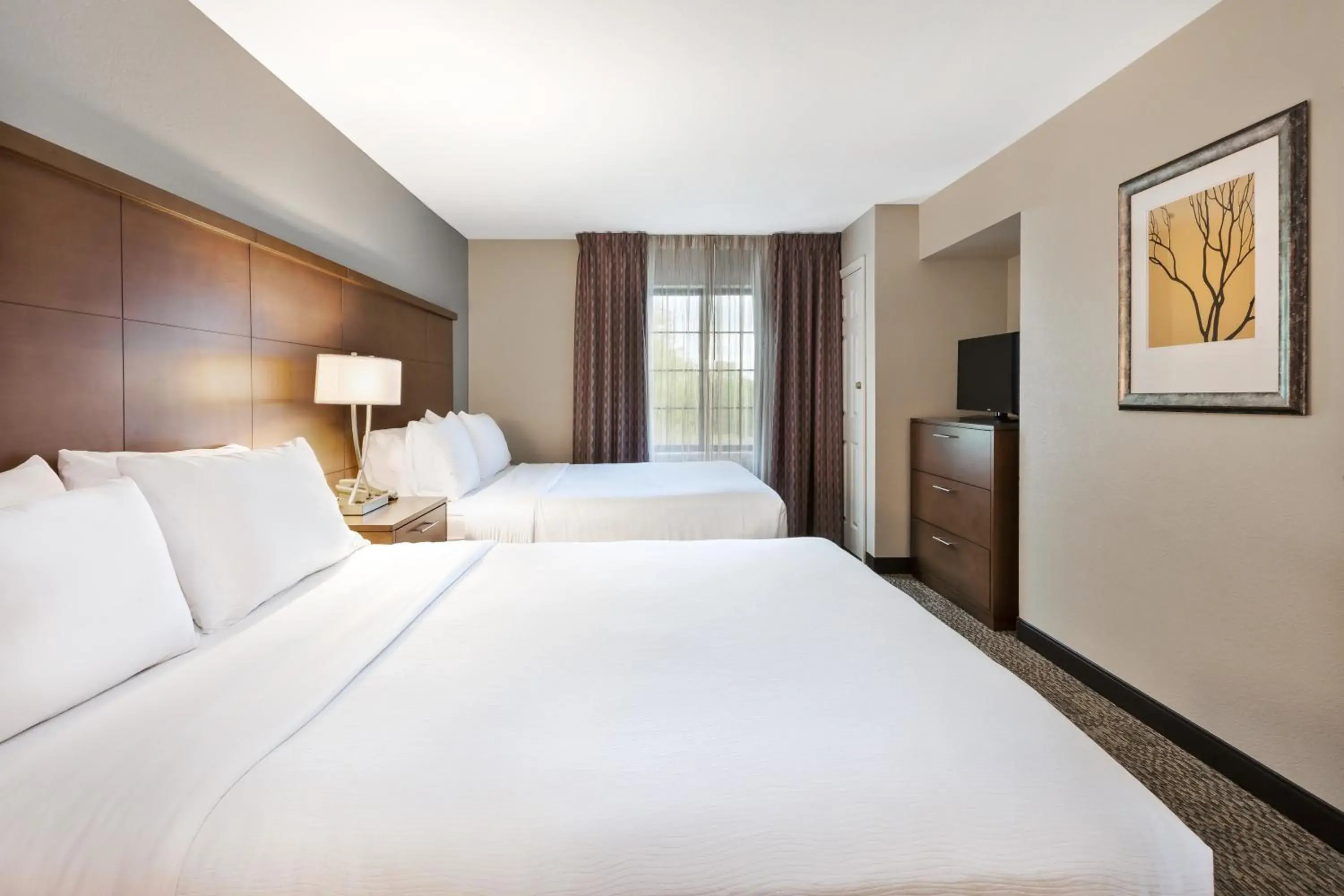 Bedroom, Bed in Staybridge Suites Kalamazoo by IHG Bedroom, Bed in Staybridge Suites Kalamazoo by IHG