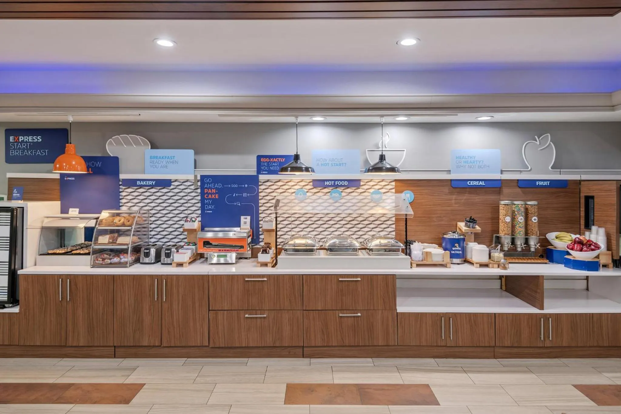 Breakfast in Holiday Inn Express Hershey-Harrisburg Area by IHG