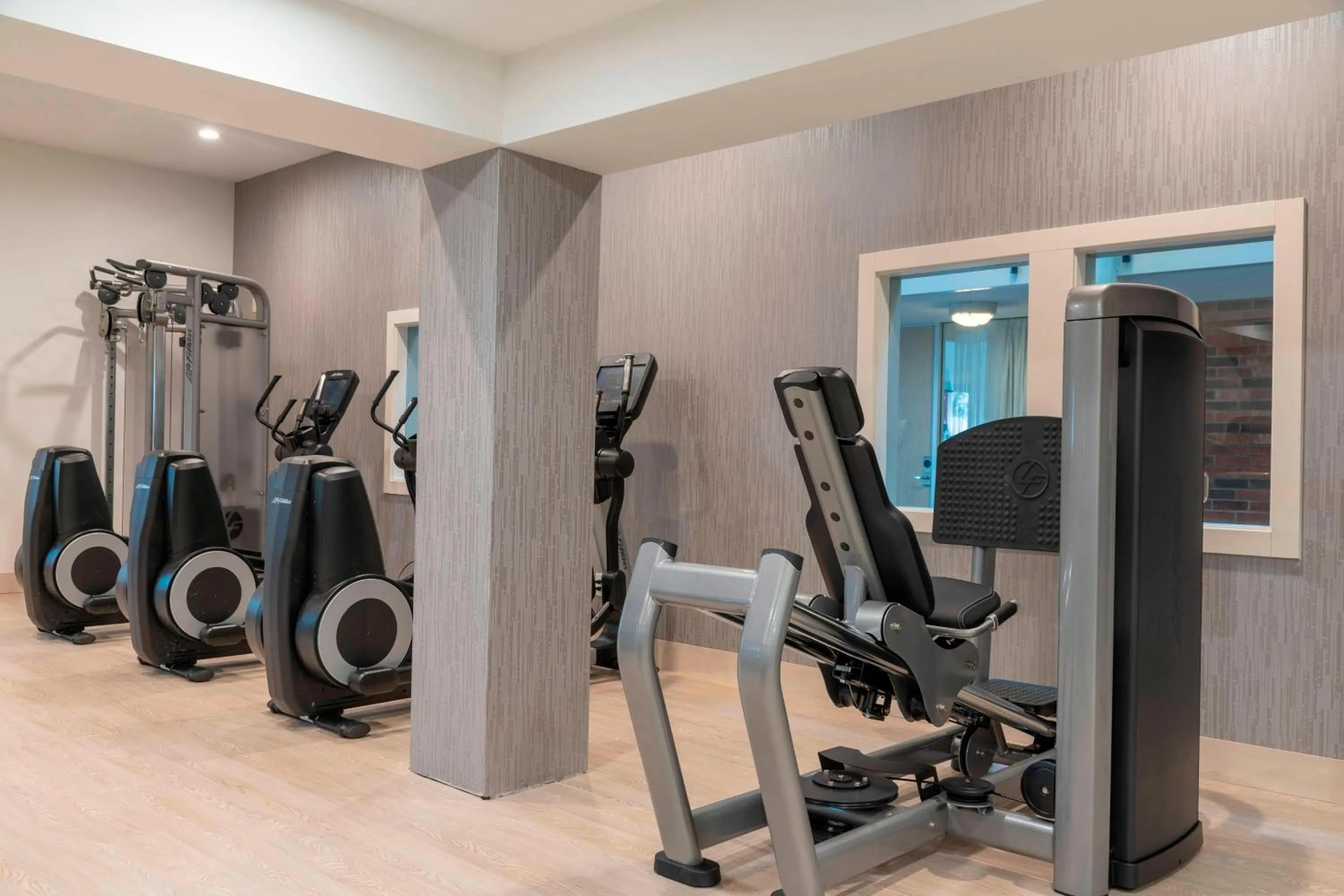 Fitness centre/facilities in Delta Hotels by Marriott Kalamazoo Conference Center