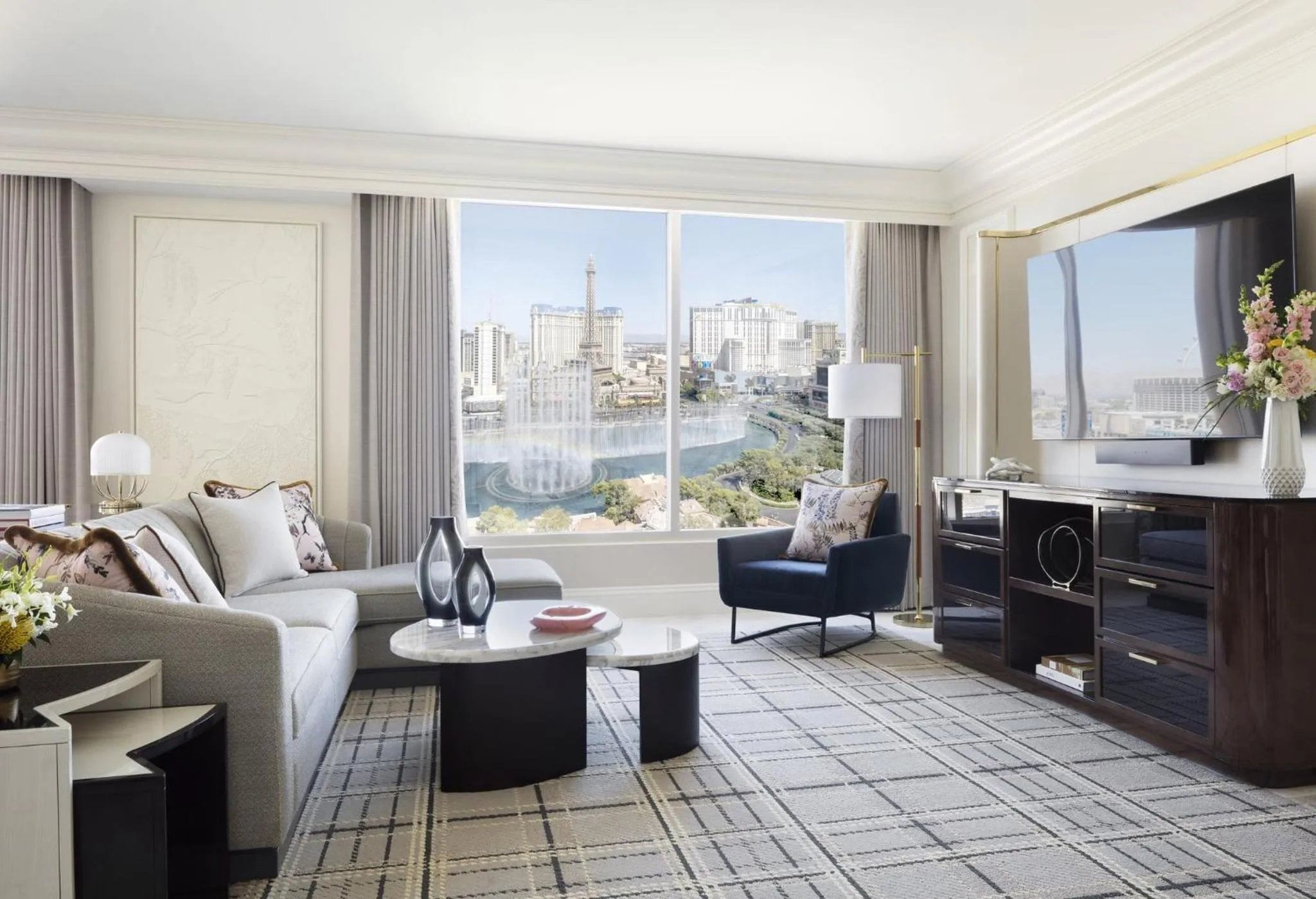 Photo of the whole room in Bellagio