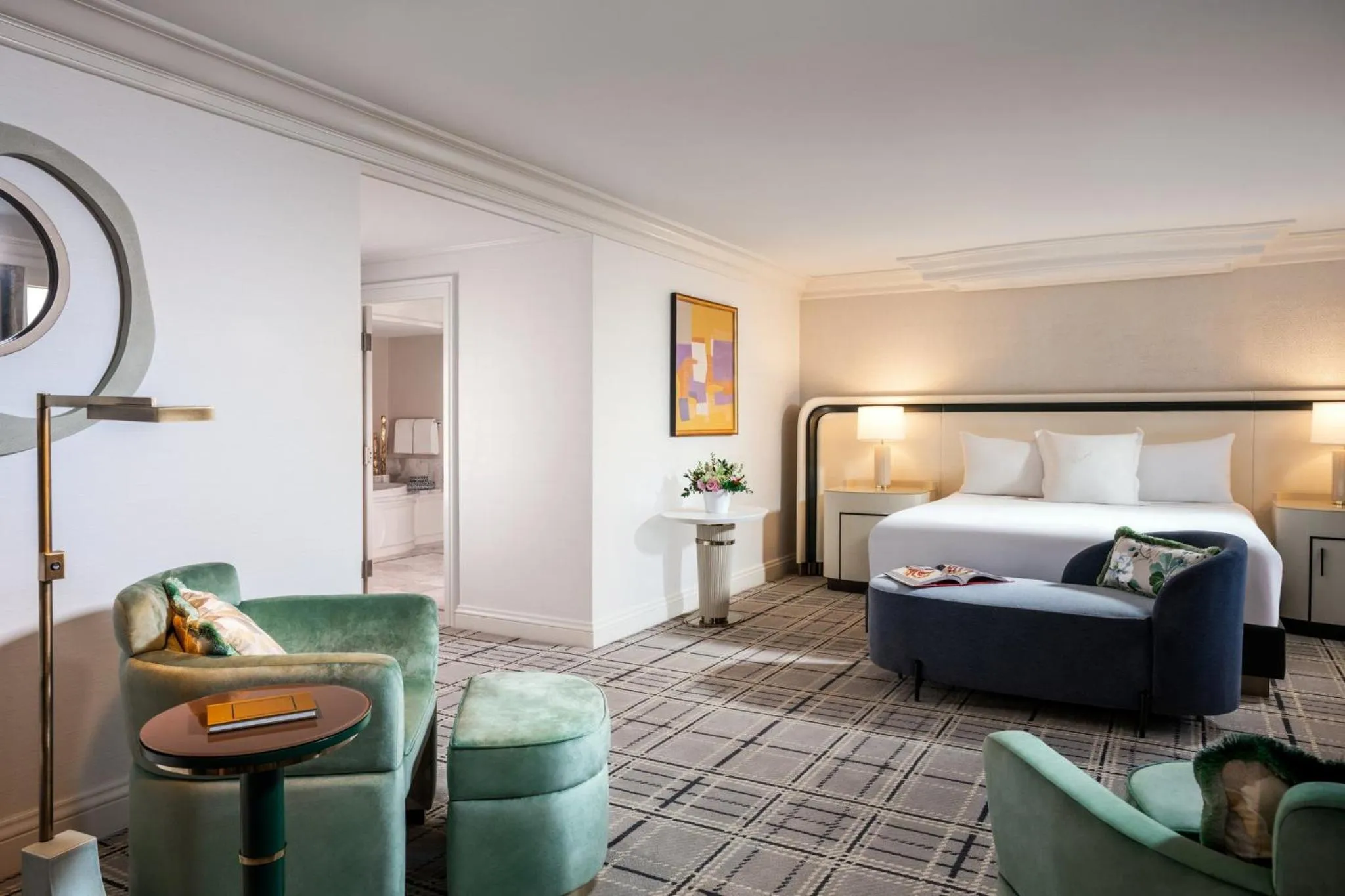 Photo of the whole room, Bed in Bellagio