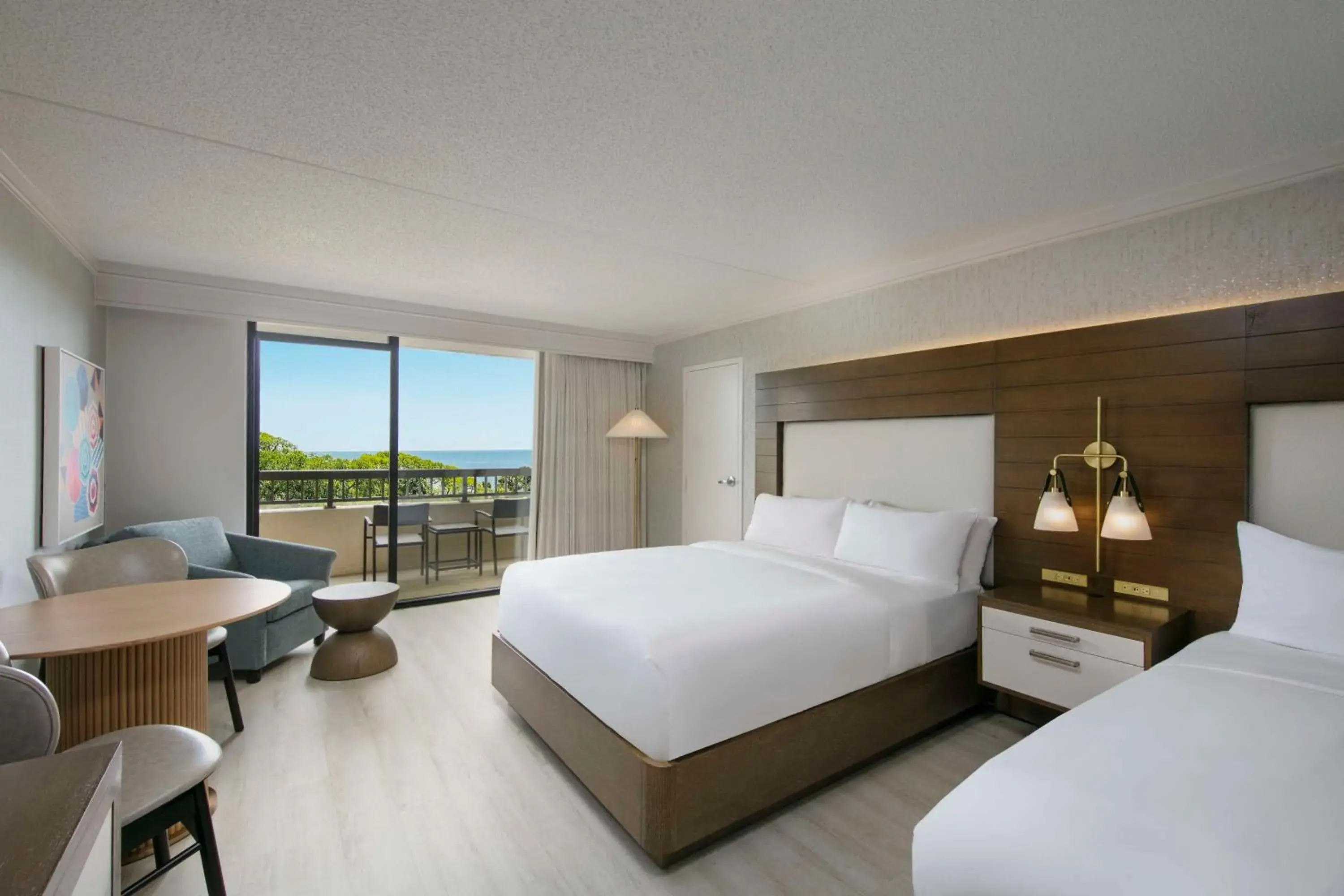 Horizon Room – Two Queens in Sonesta Resort Hilton Head Island Horizon Room – Two Queens in Sonesta Resort Hilton Head Island