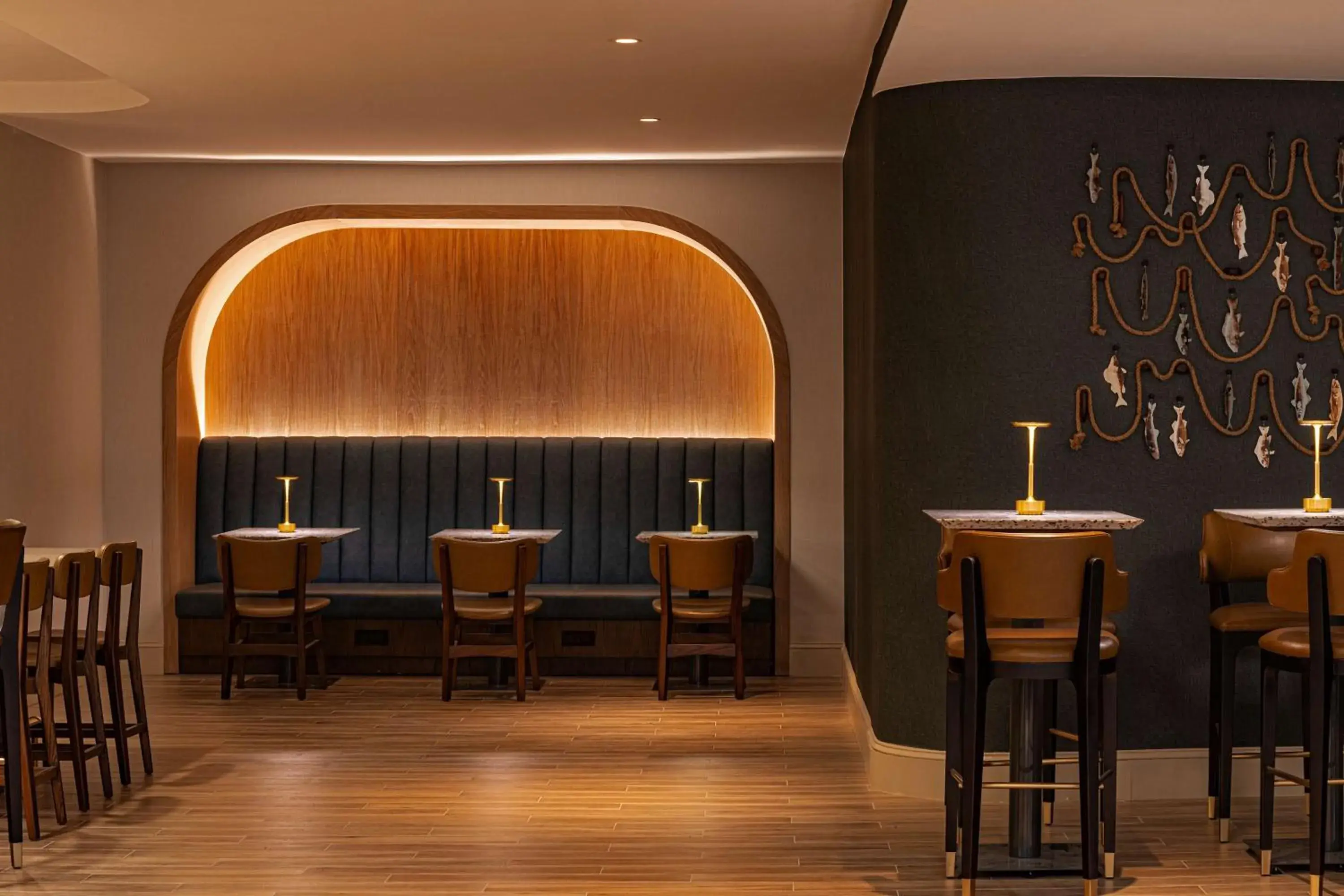 Lounge or bar in Sonesta Resort Hilton Head Island Lounge or bar in Sonesta Resort Hilton Head Island