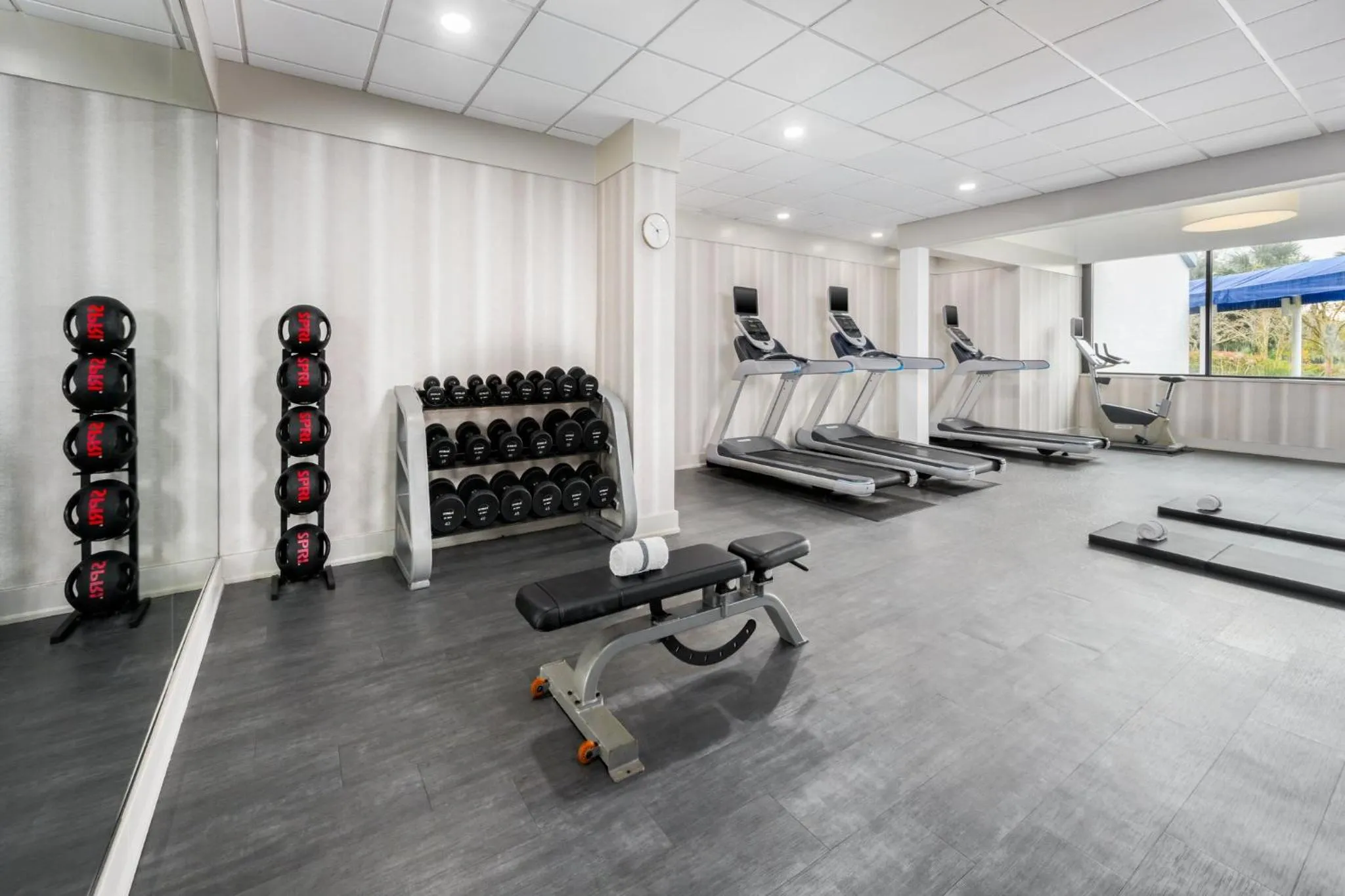 Fitness centre/facilities in Crowne Plaza Jacksonville Airport I-95N by IHG