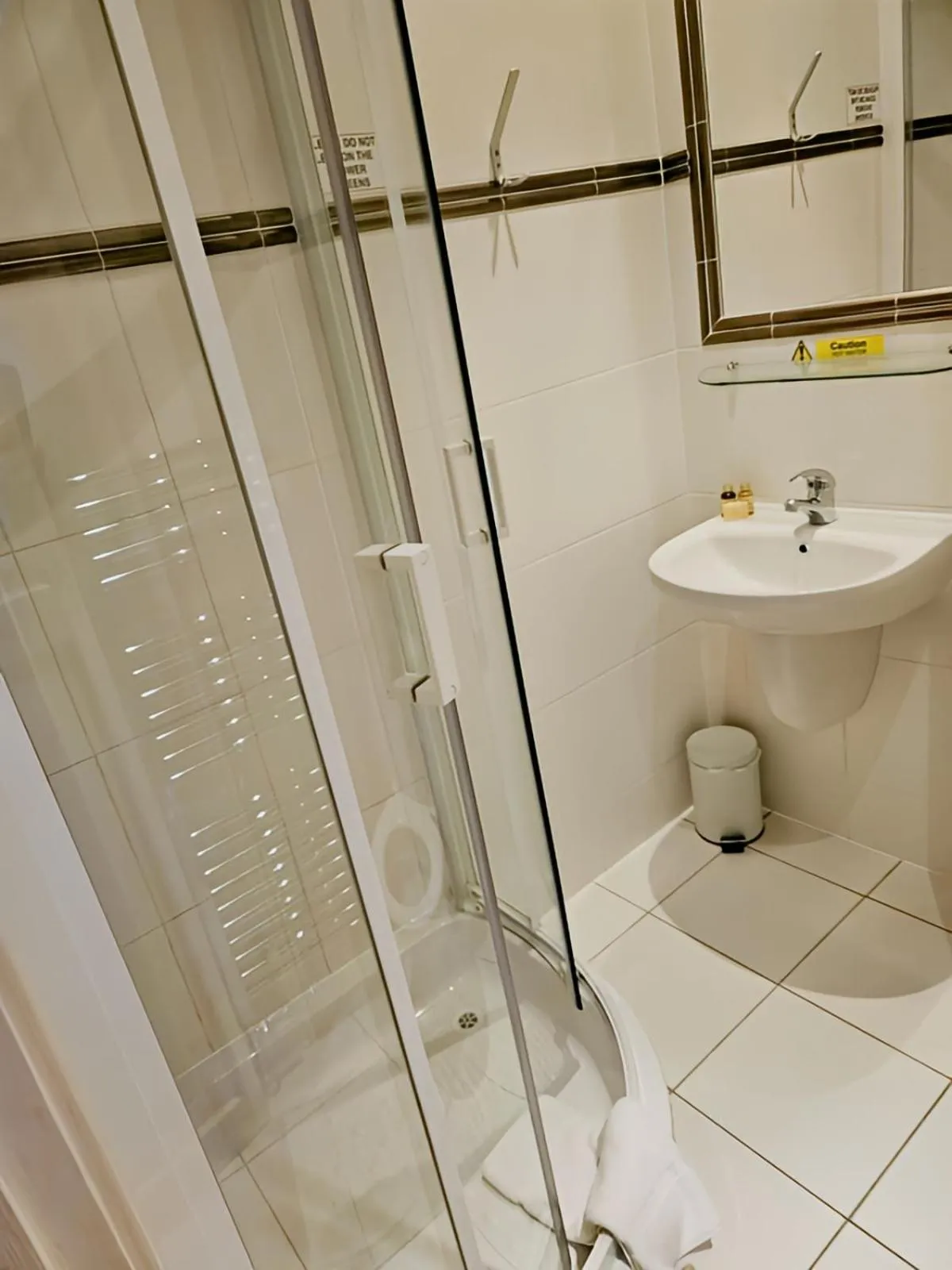 Shower in The Coach House