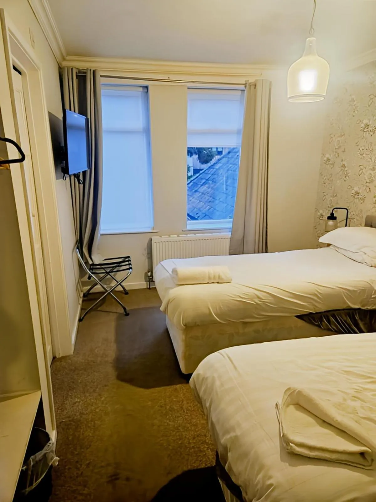 Bedroom, Bed in The Coach House