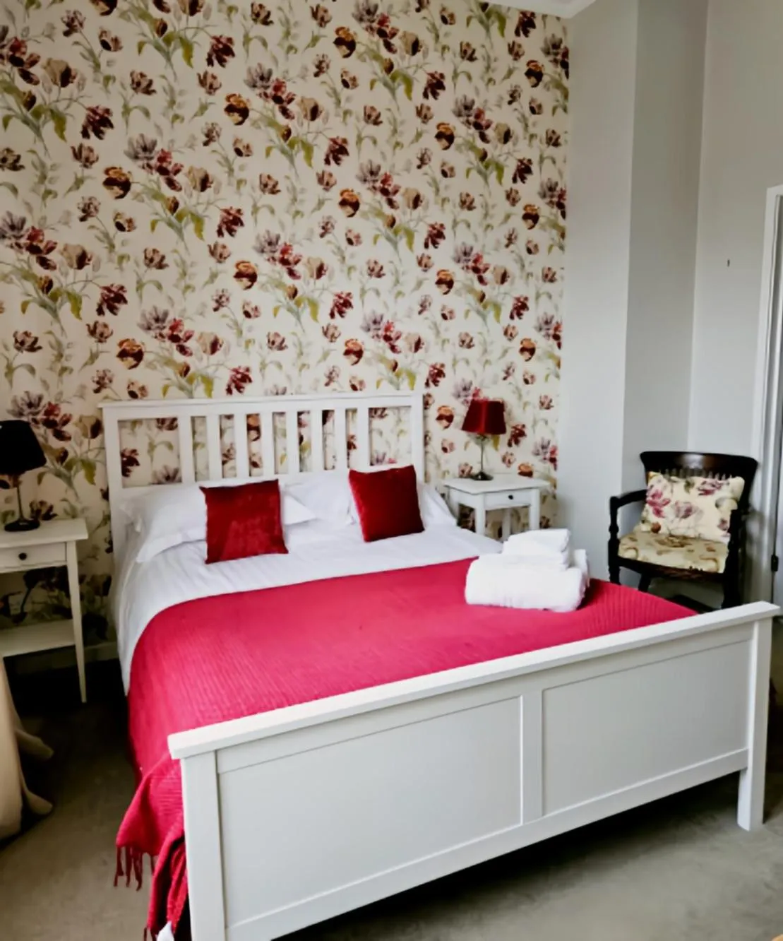 Bedroom, Bed in The Coach House