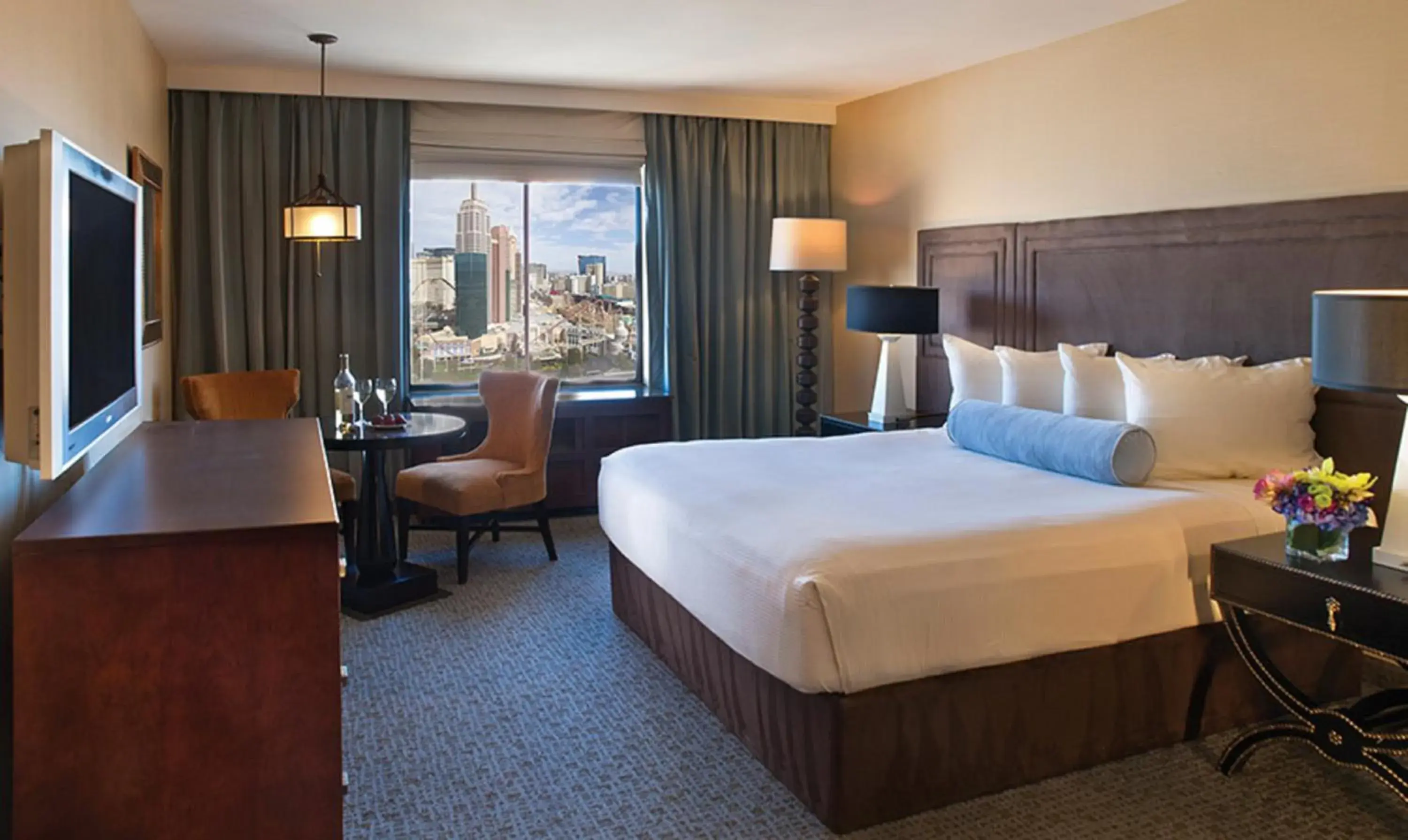 Bedroom, Bed in Excalibur Bedroom, Bed in Excalibur