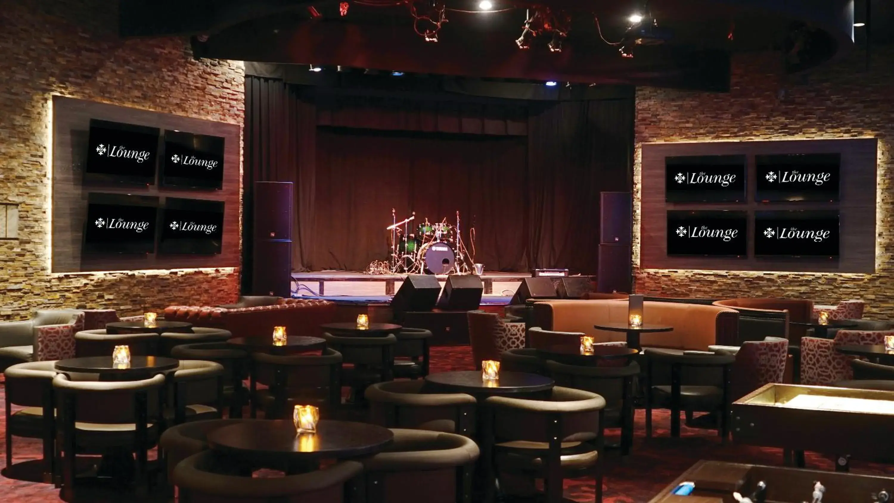 Lounge or bar in Excalibur Lounge or bar in Excalibur