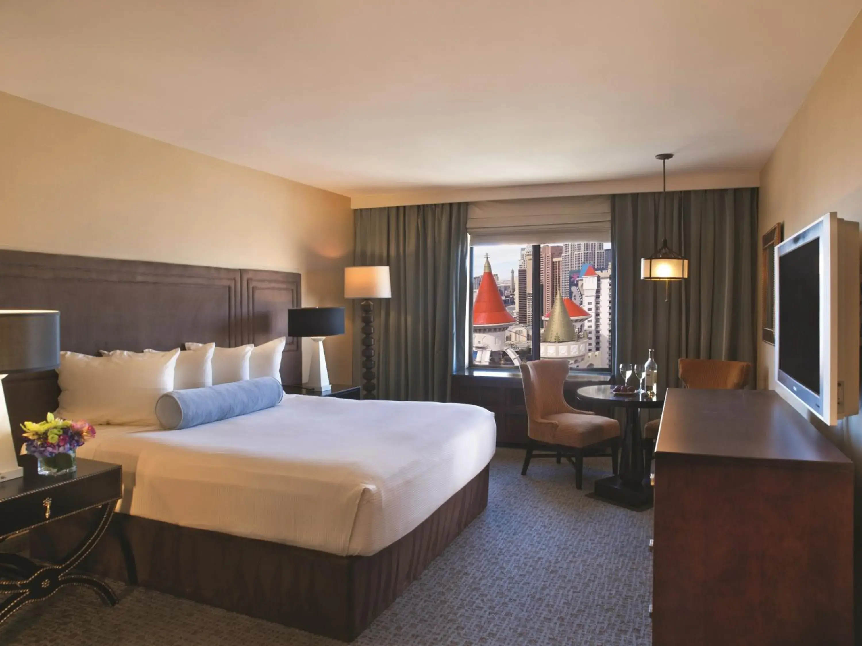Photo of the whole room, Bed in Excalibur Photo of the whole room, Bed in Excalibur