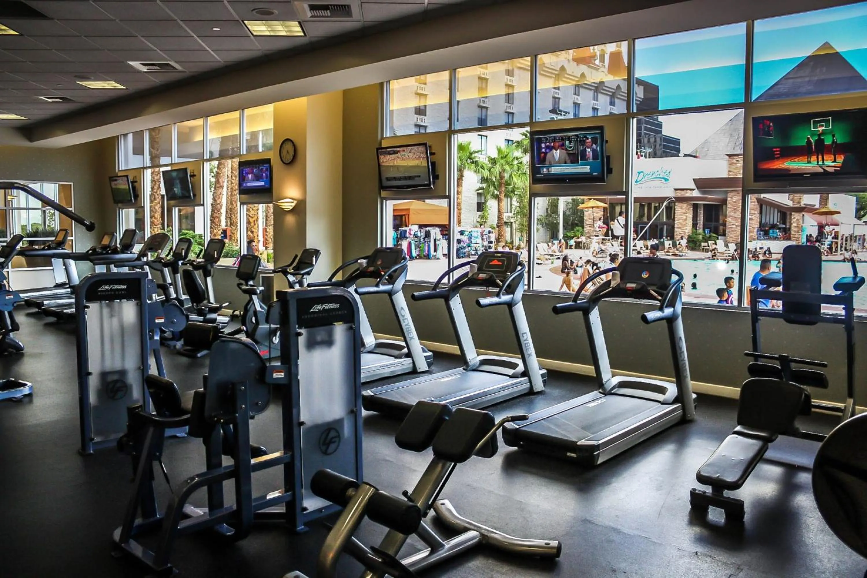 Fitness centre/facilities in Excalibur