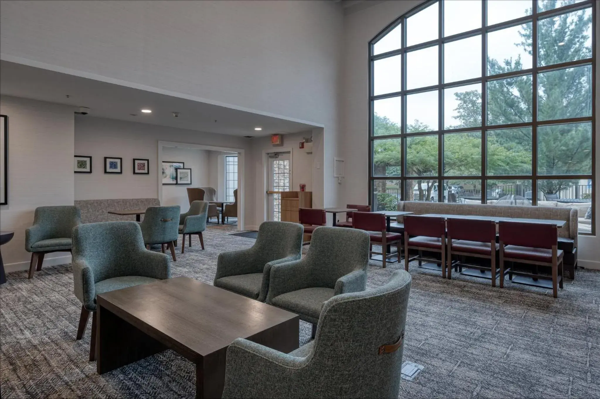 Property building in Staybridge Suites Allentown Airport Lehigh Valley by IHG Property building in Staybridge Suites Allentown Airport Lehigh Valley by IHG