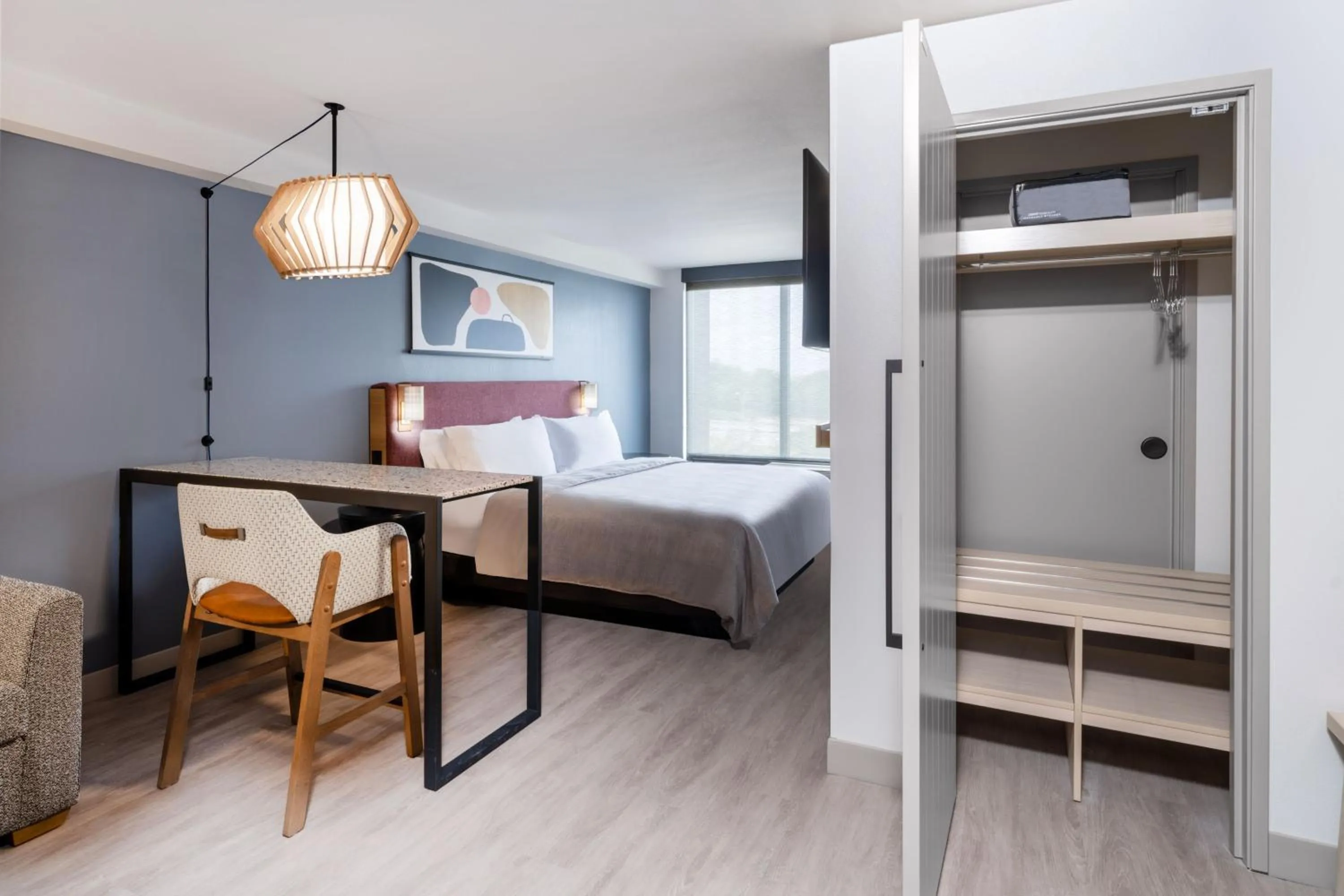 Photo of the whole room, Bed in Atwell Suites Austin Airport by IHG