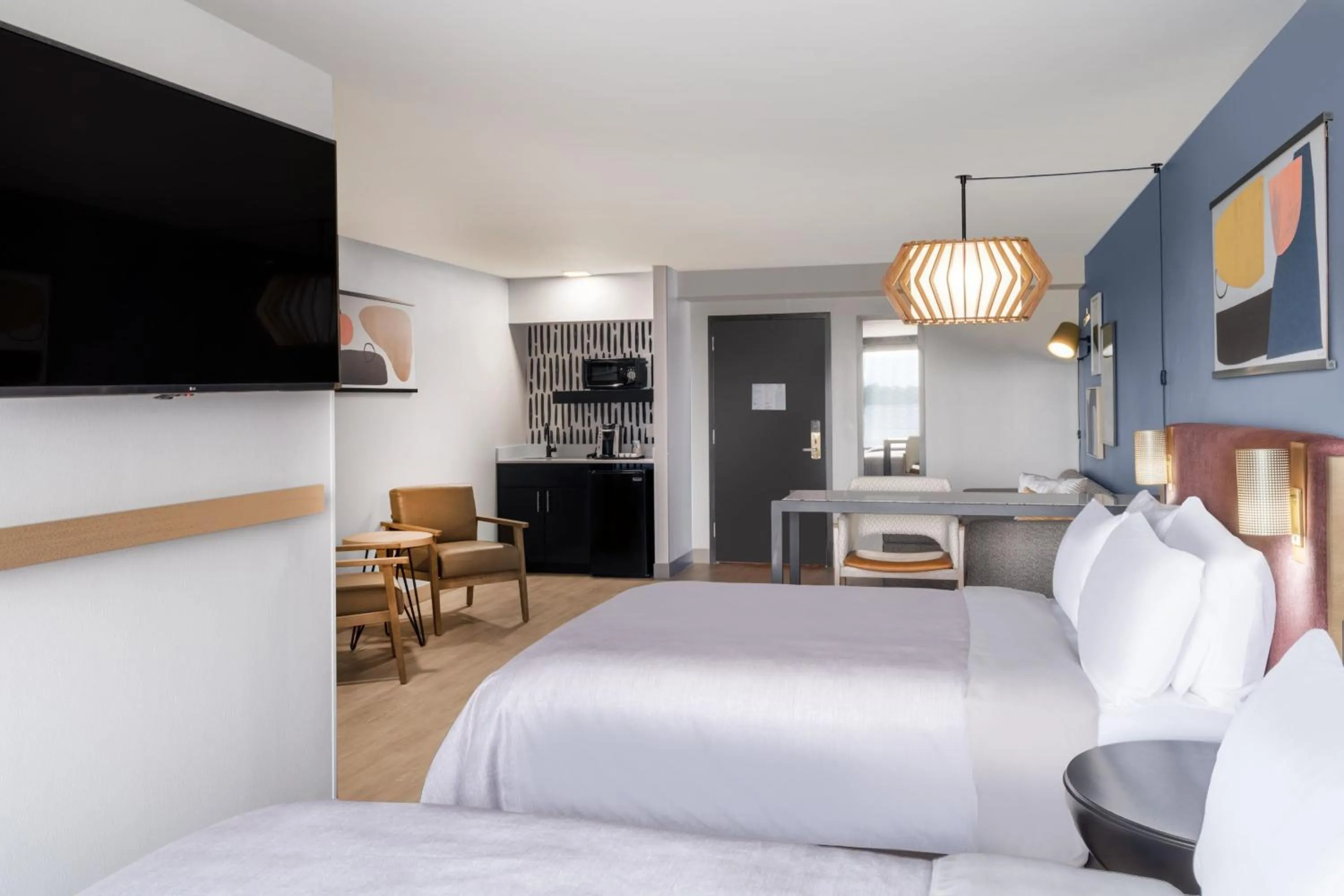 Photo of the whole room, Bed in Atwell Suites Austin Airport by IHG