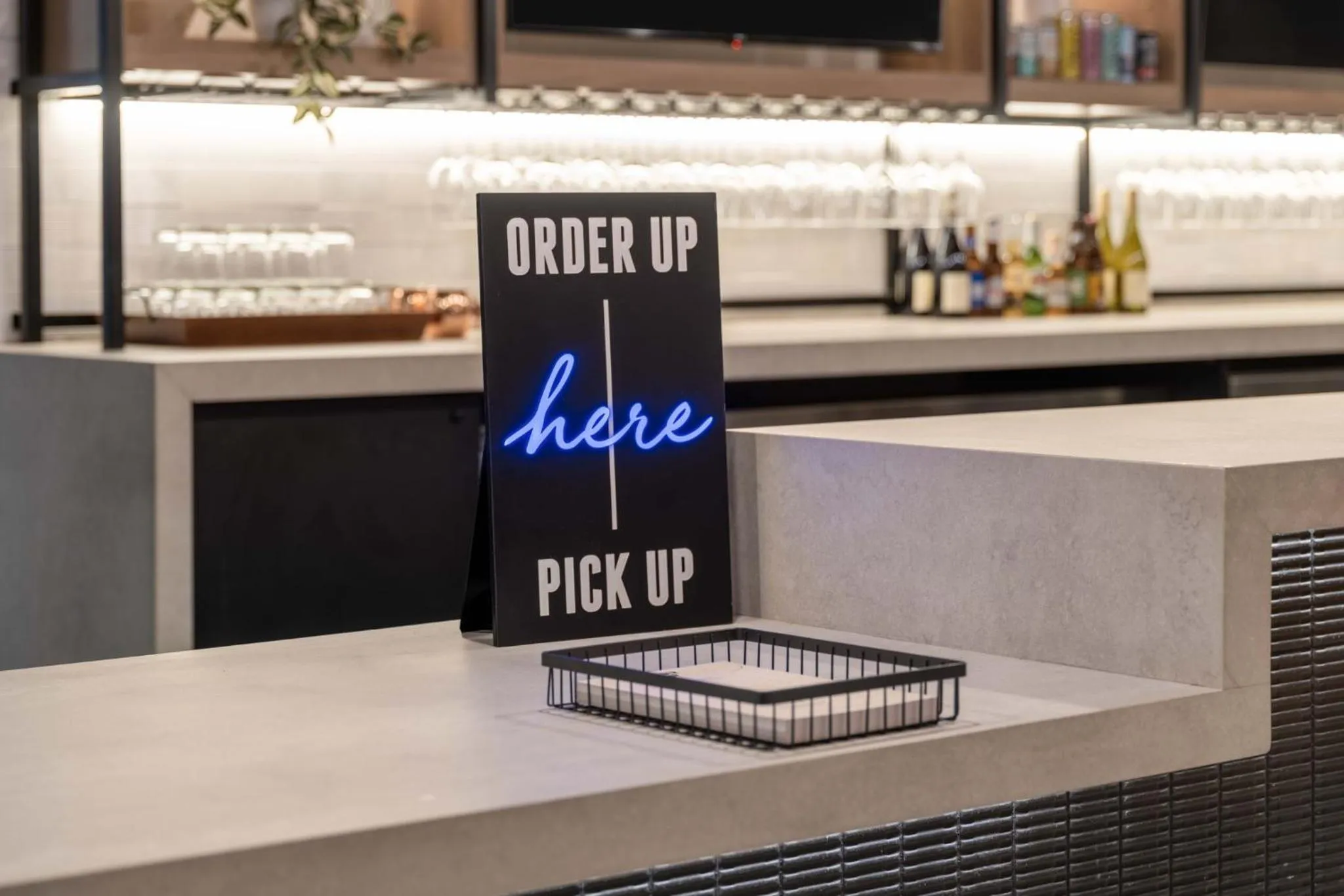 Lounge or bar in Atwell Suites Austin Airport by IHG