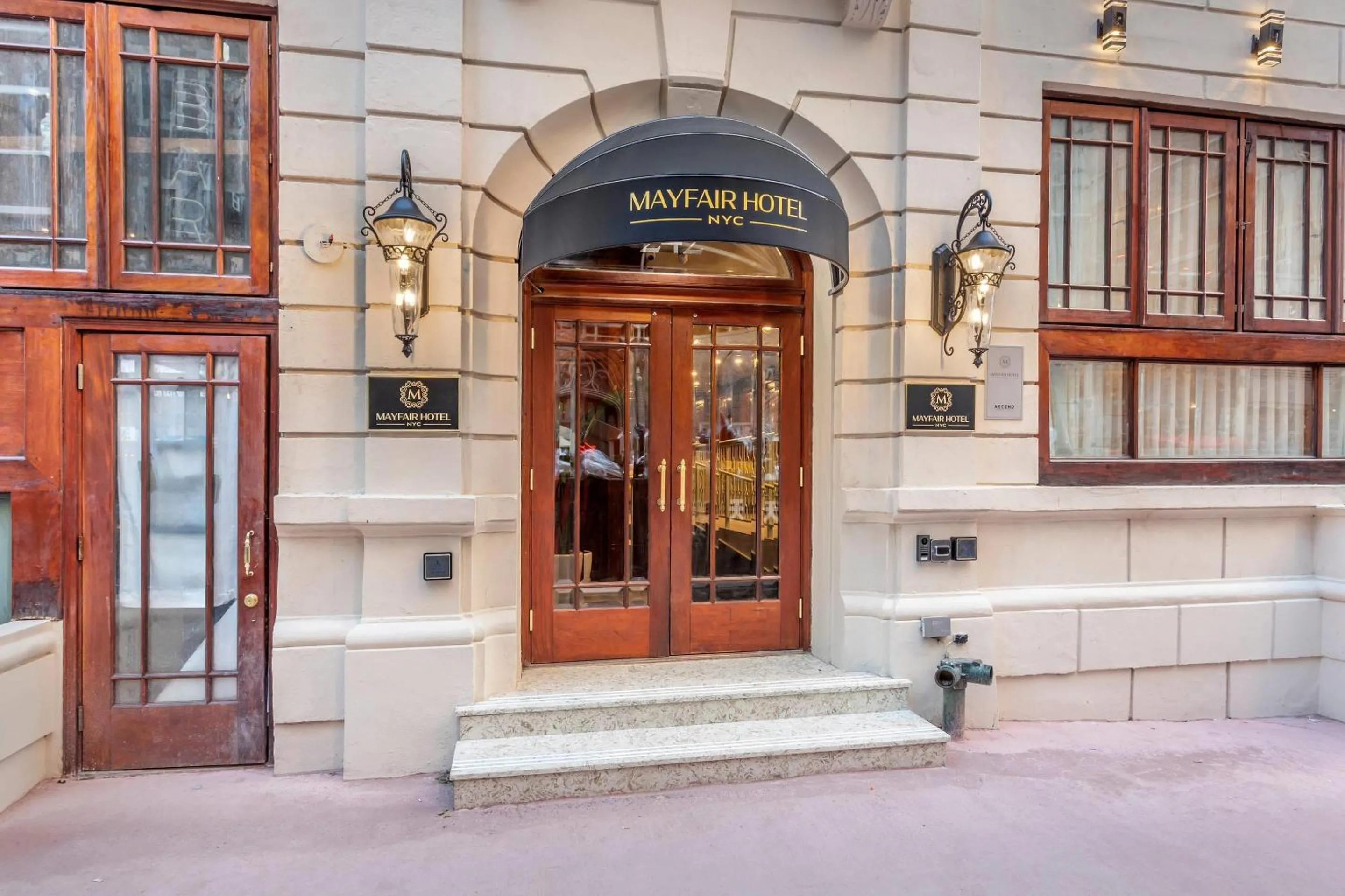 Property building in The Mayfair Hotel Times Square, an Ascend Collection