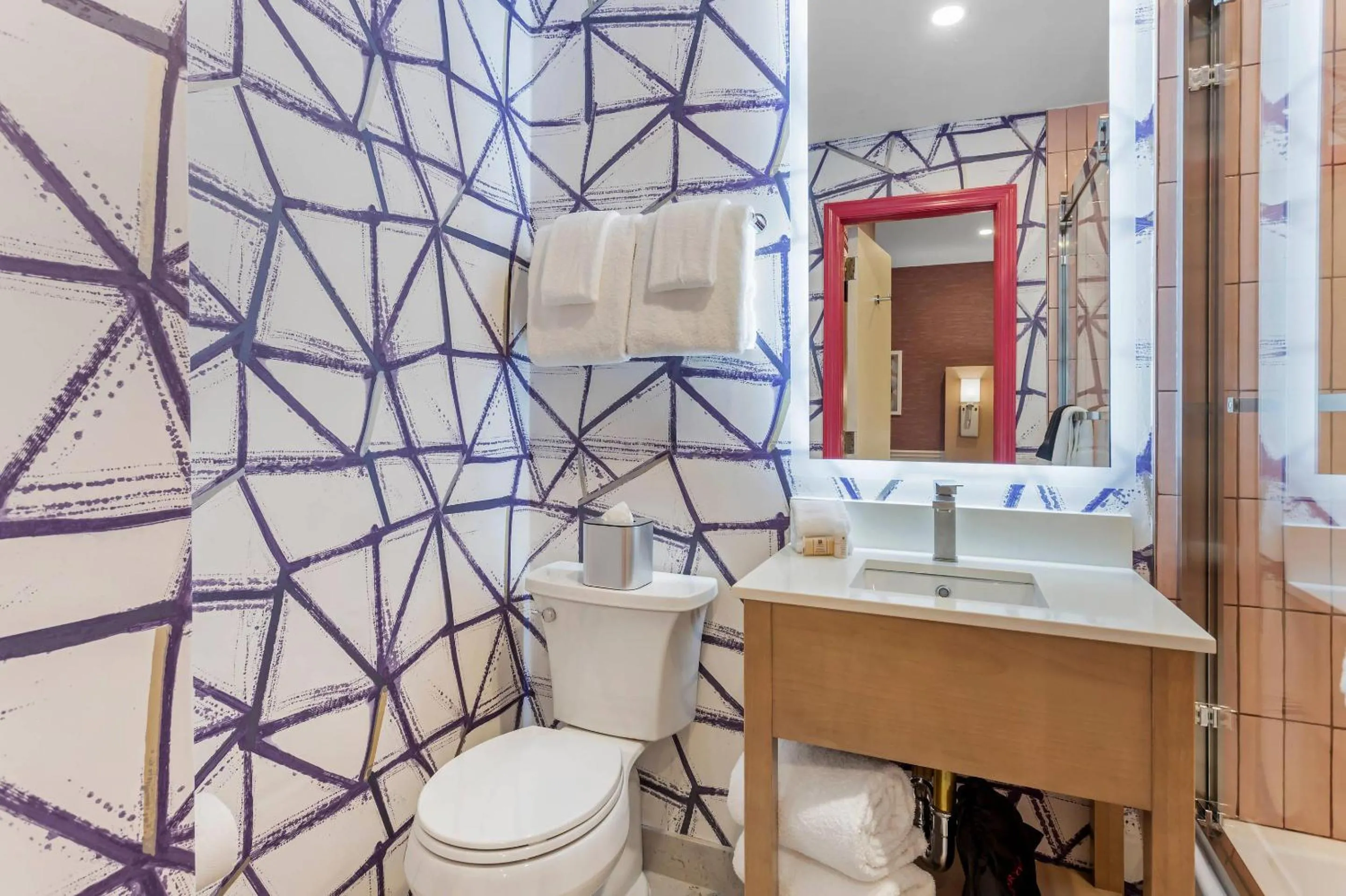 Bedroom in The Mayfair Hotel Times Square, an Ascend Collection