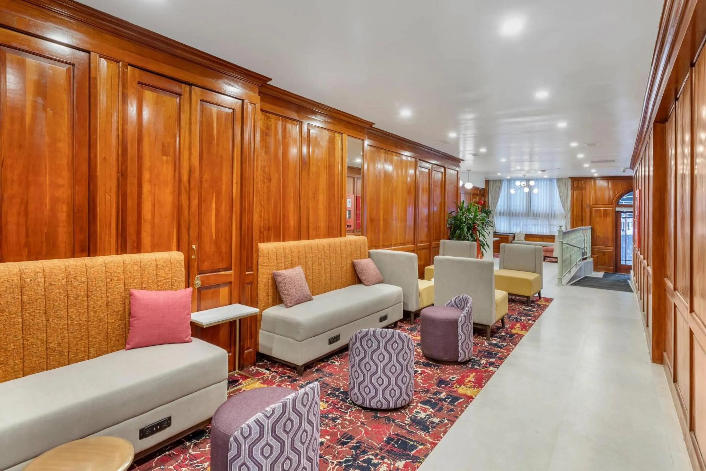 Lobby or reception in The Mayfair Hotel Times Square, an Ascend Collection