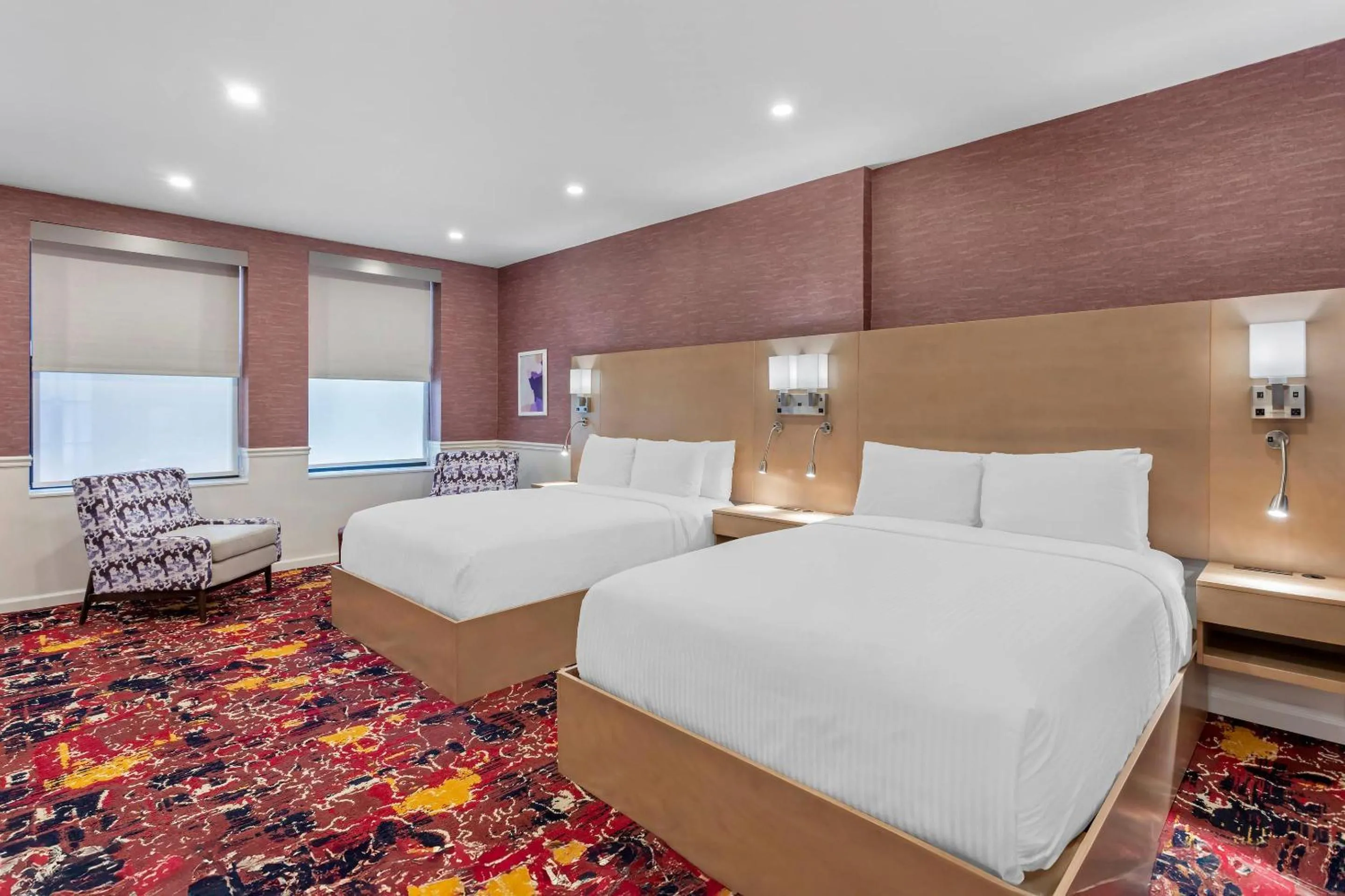 Bedroom, Bed in The Mayfair Hotel Times Square, an Ascend Collection