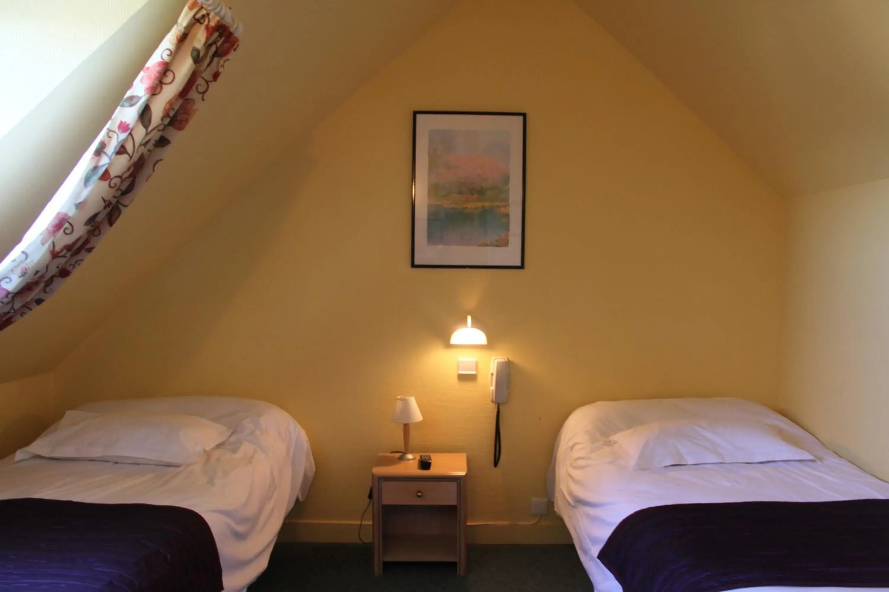 Standard Family Room in Hotel Des Bains Standard Family Room in Hotel Des Bains