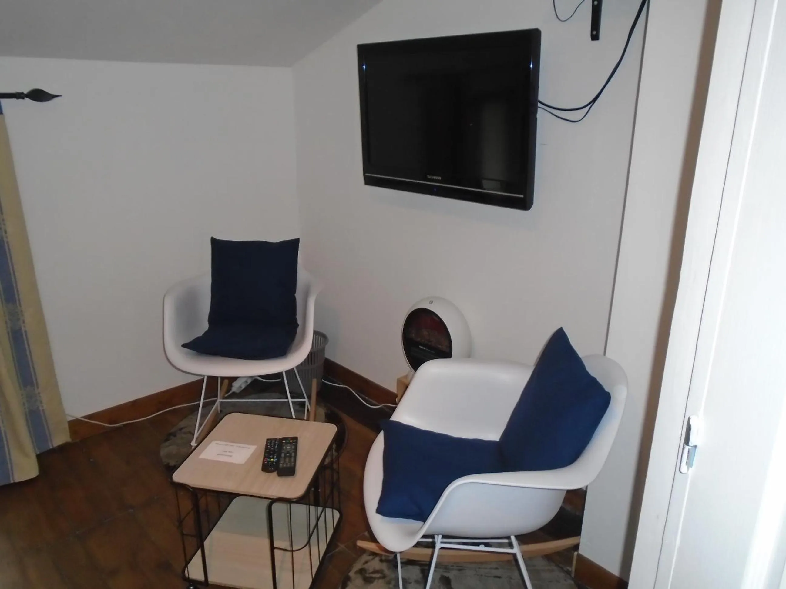 TV and multimedia in 43 Rue des Quarts