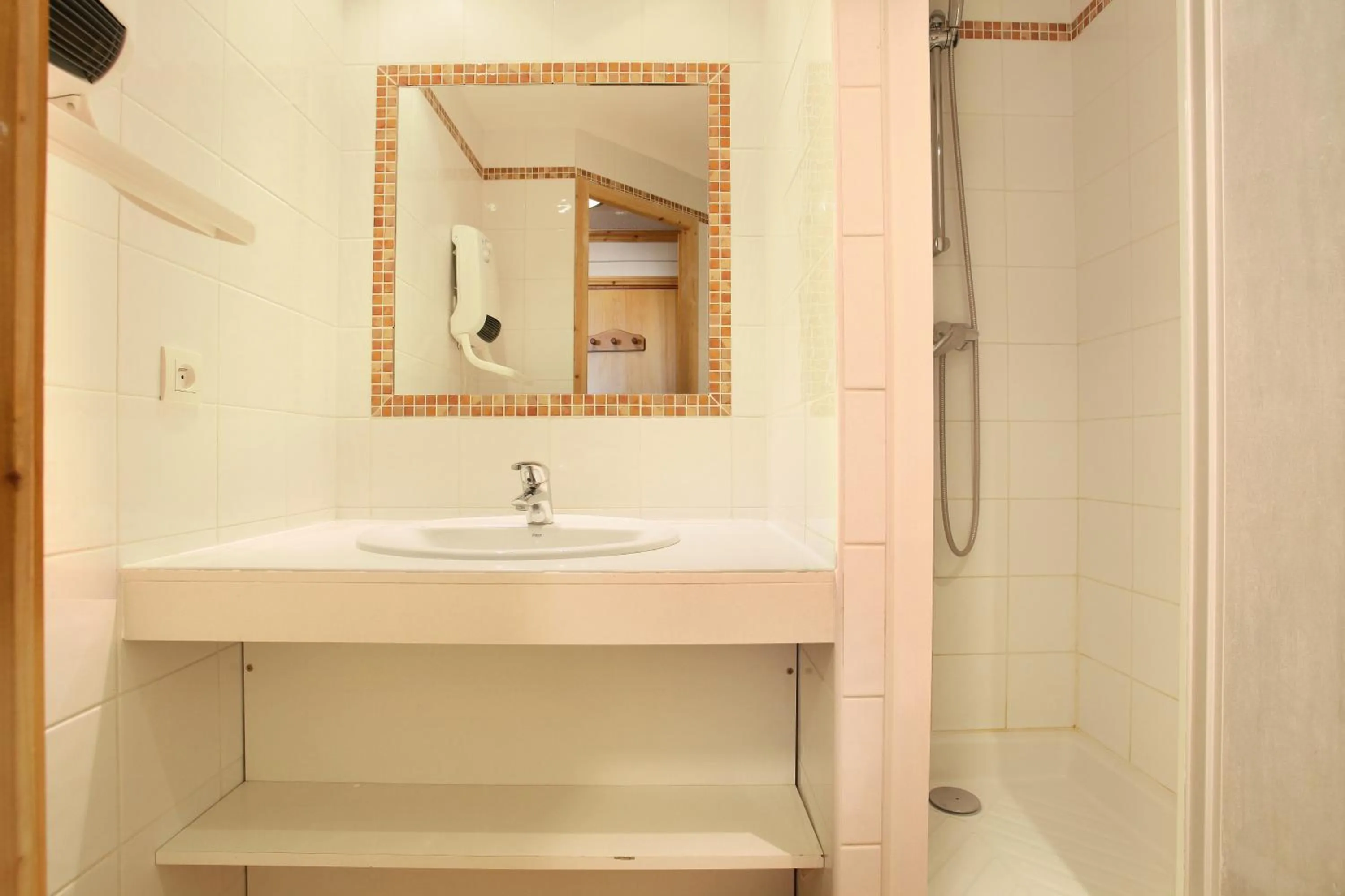 Bathroom in Résidence Odalys Le Village