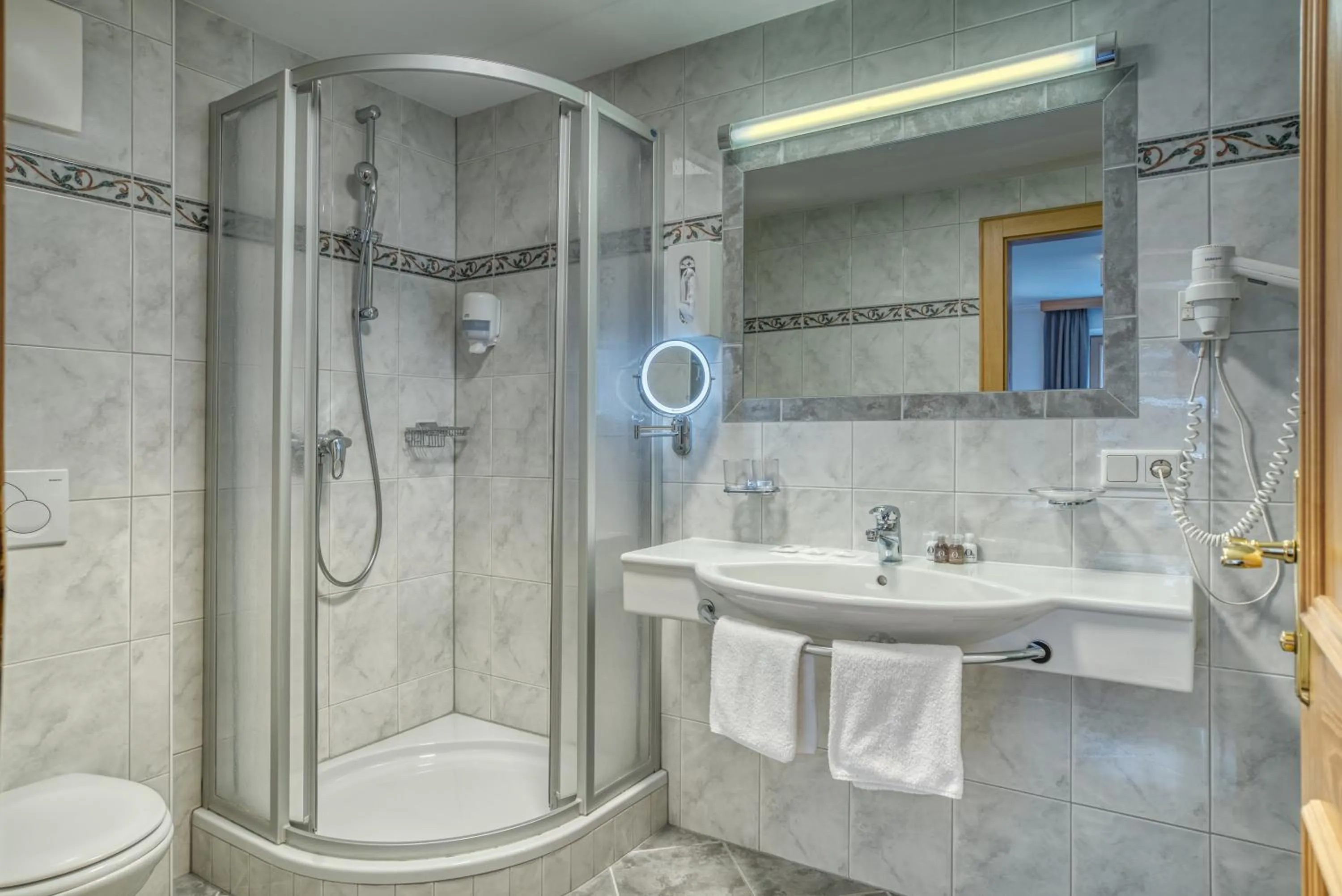 Bathroom in SonnenHOF hotel gerlos centrum