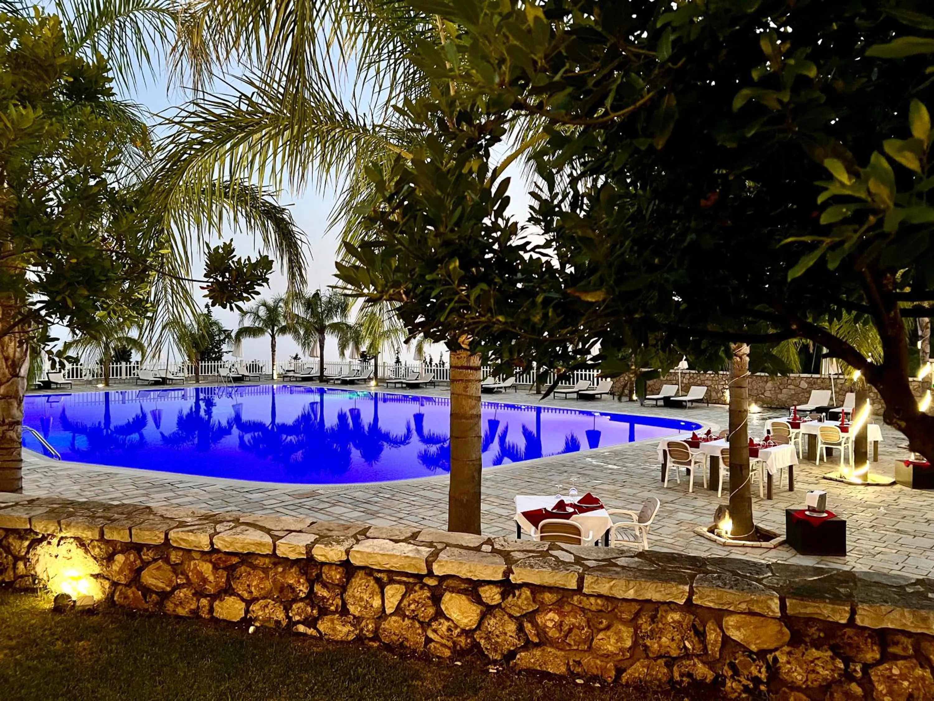 Elysium Hotel