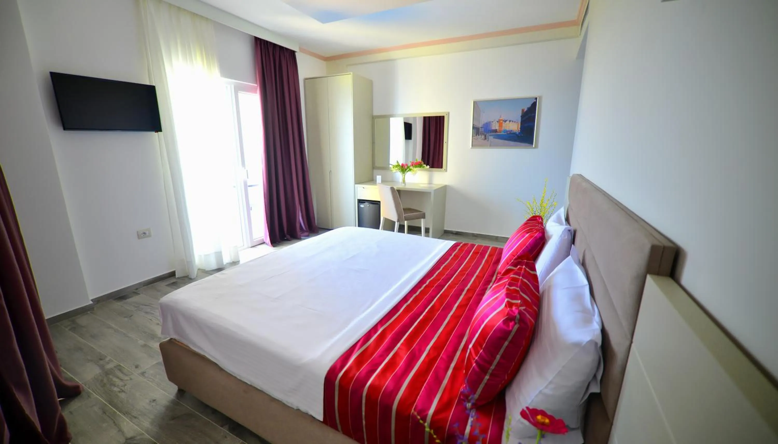 Bedroom, Bed in Elysium Hotel