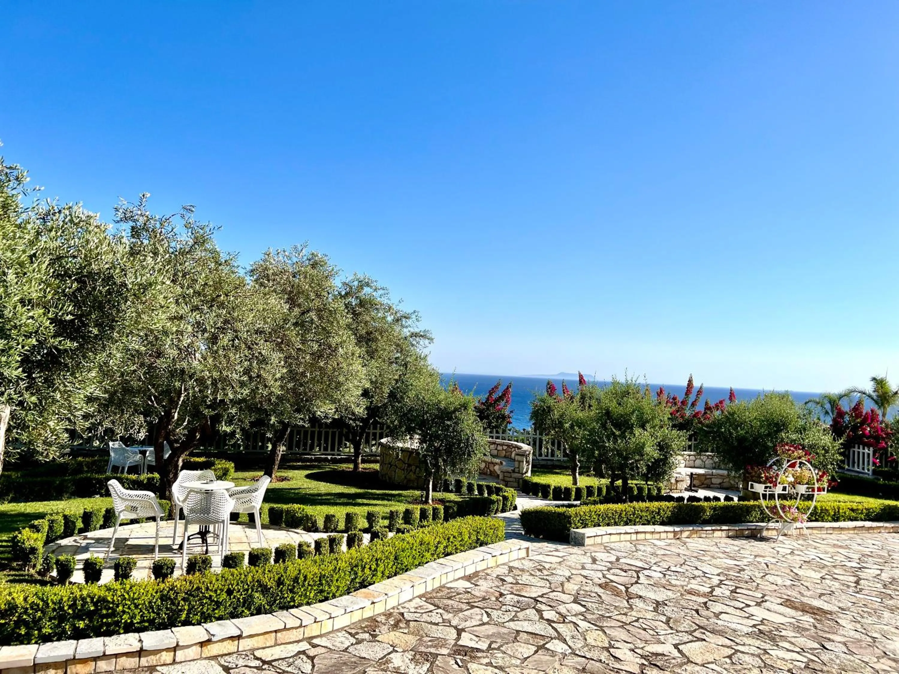 Elysium Hotel