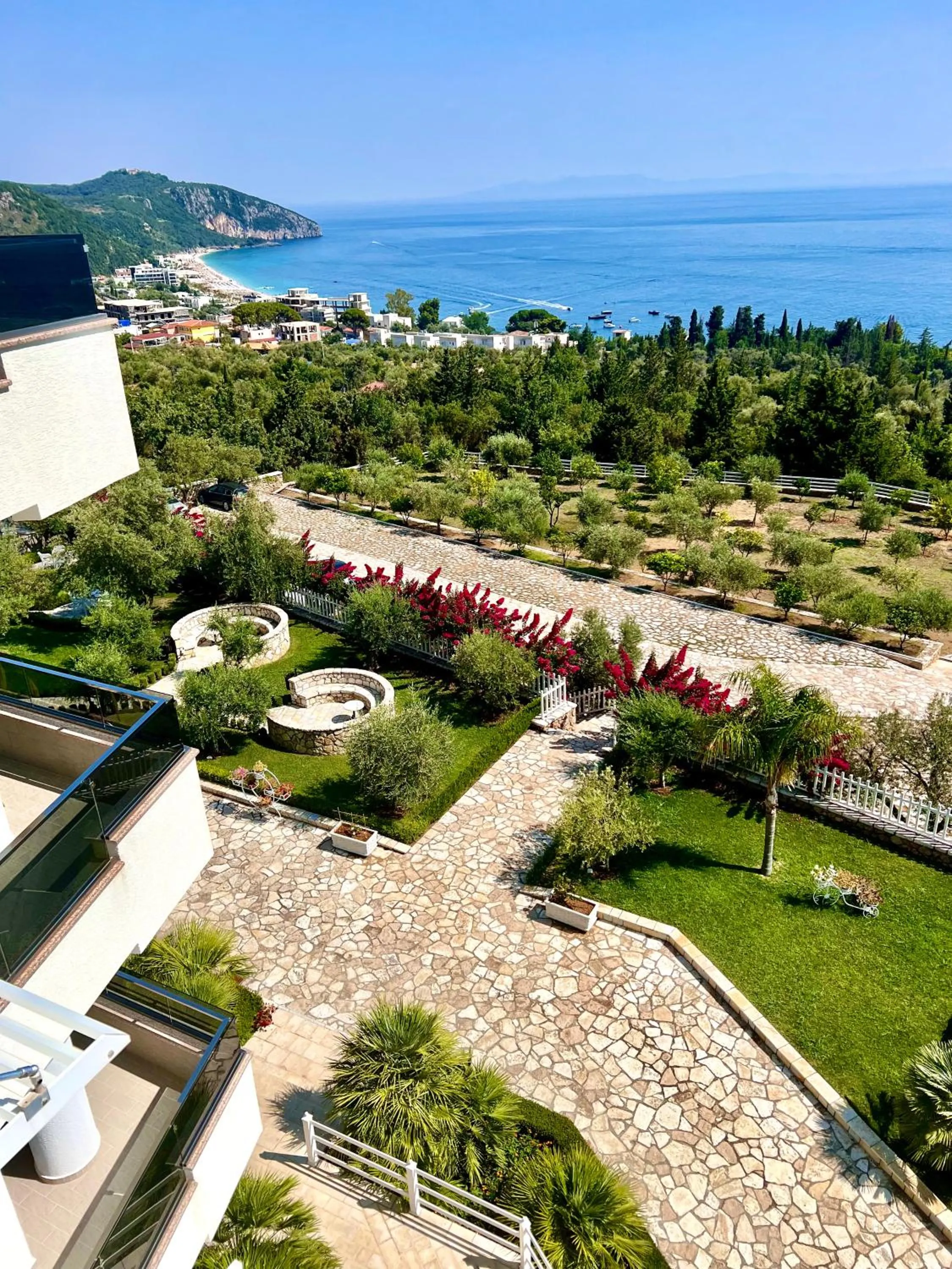Elysium Hotel
