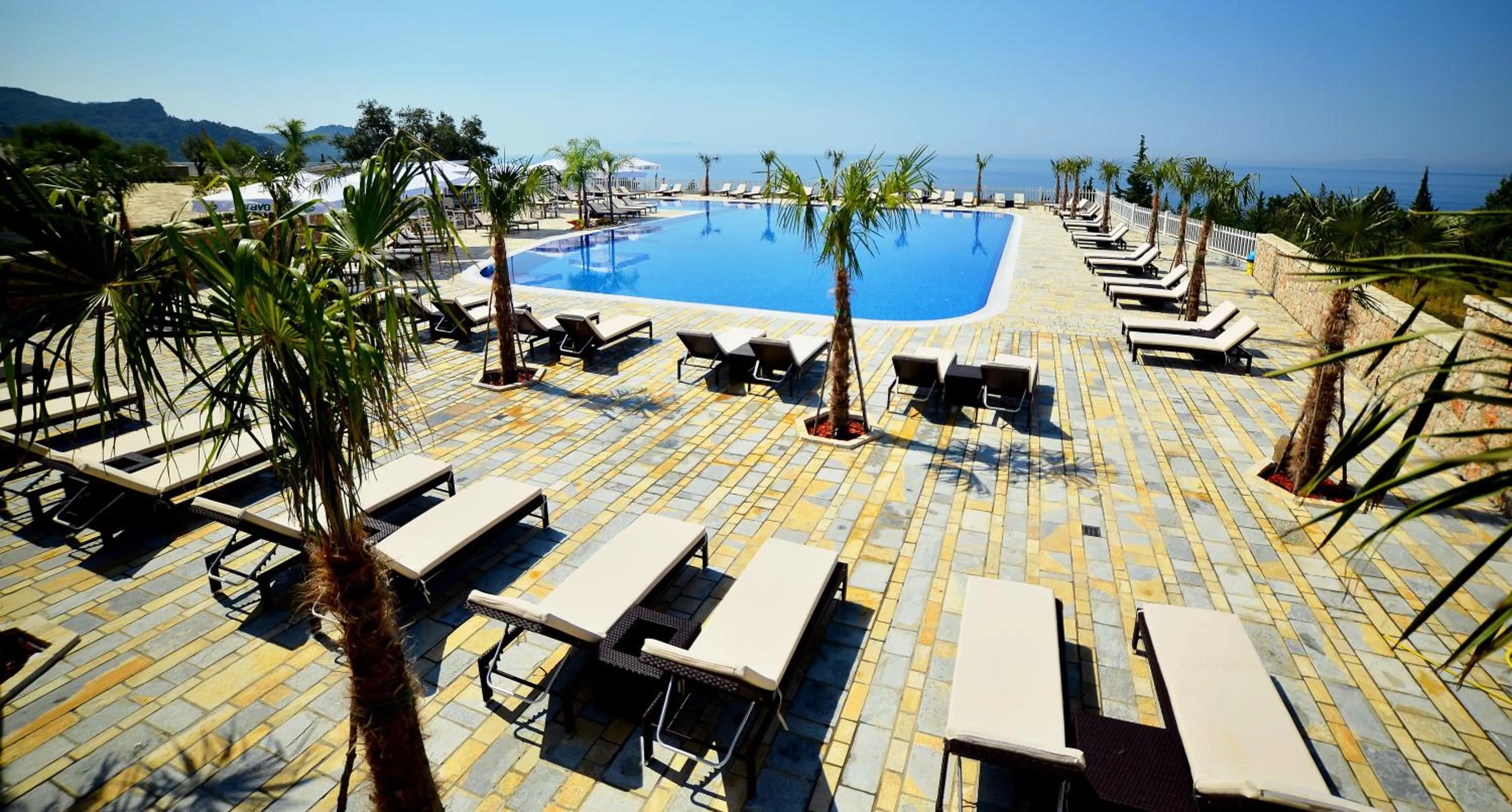 Swimming pool in Elysium Hotel