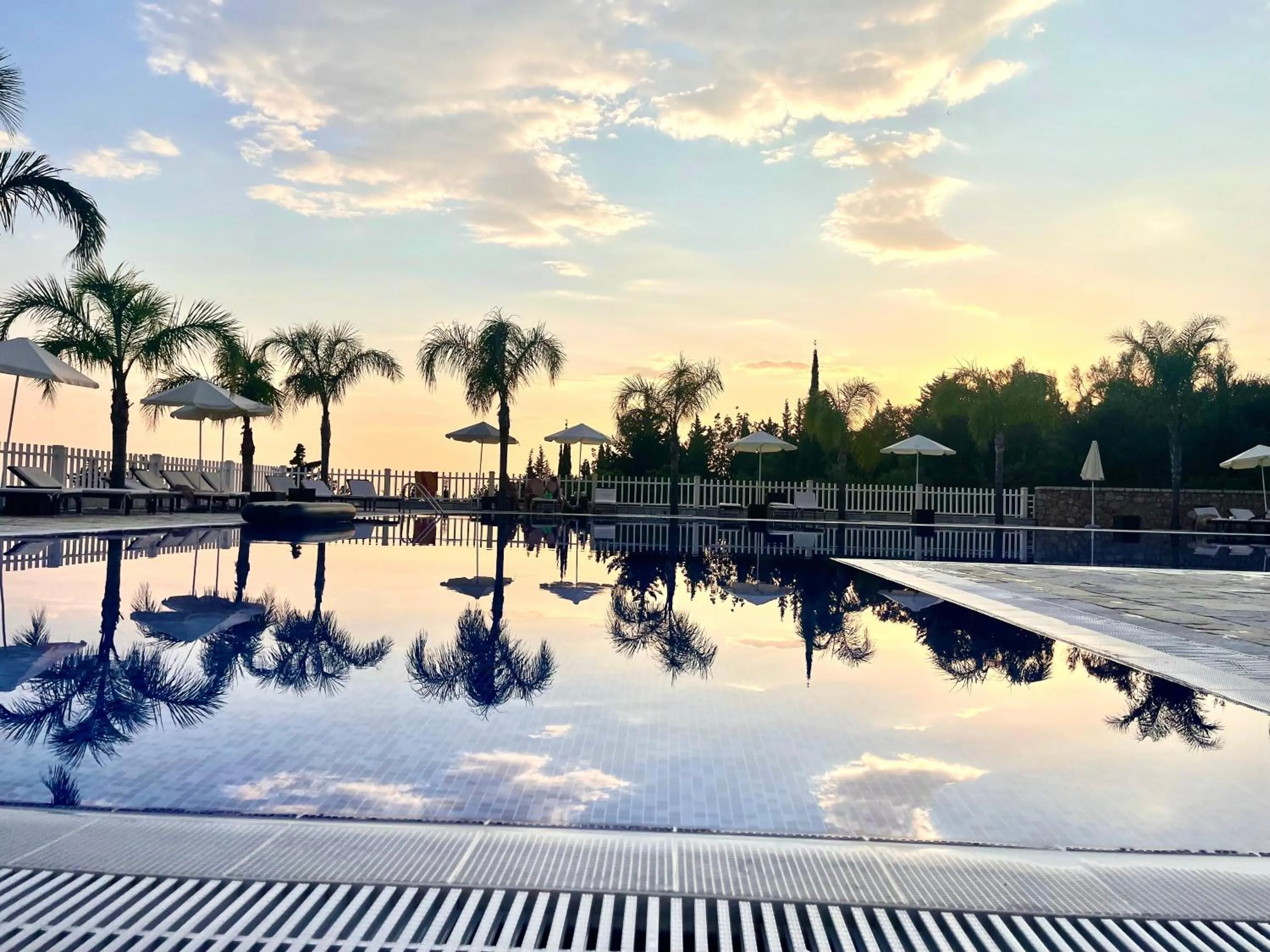 Elysium Hotel