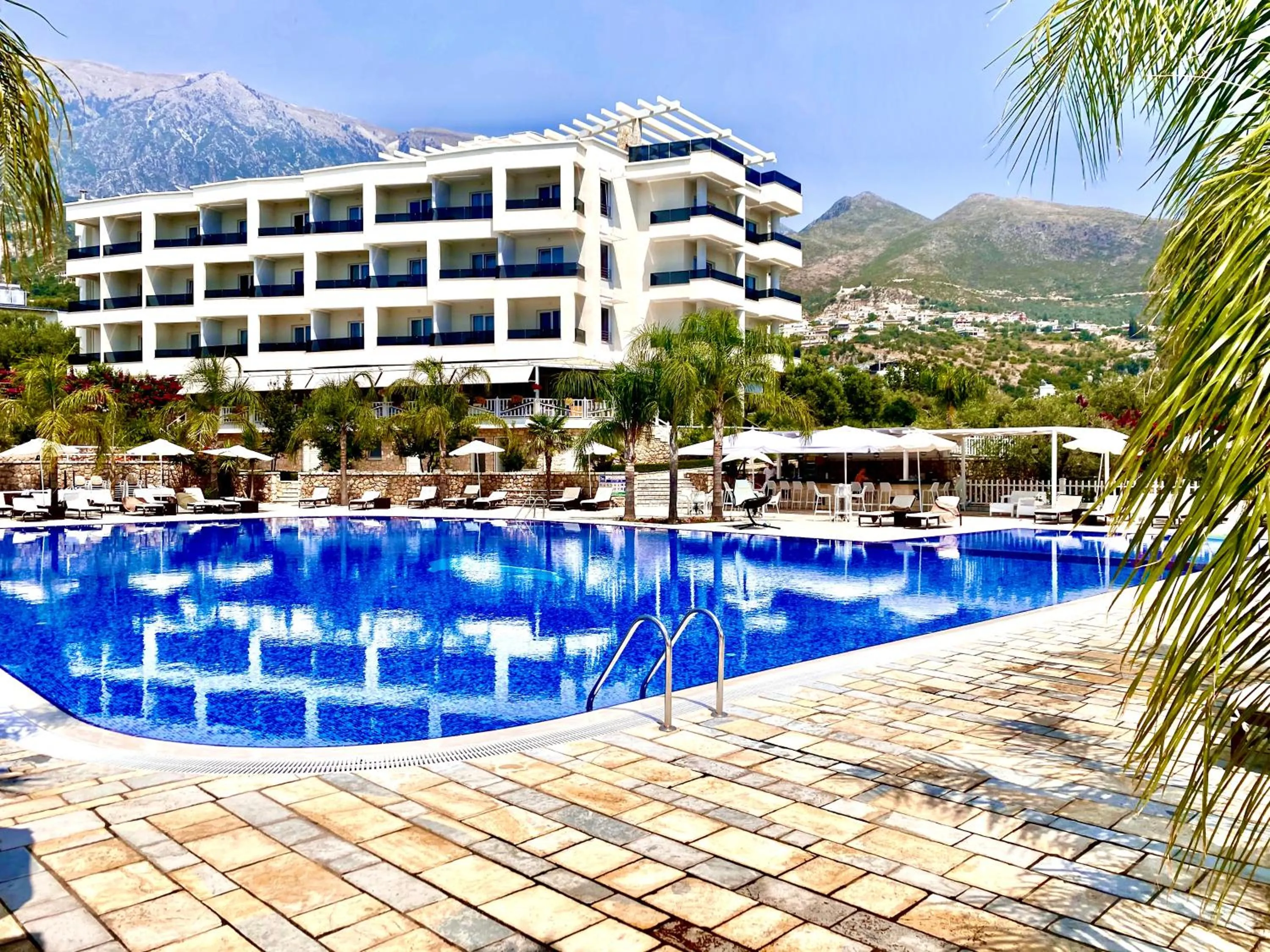 Elysium Hotel
