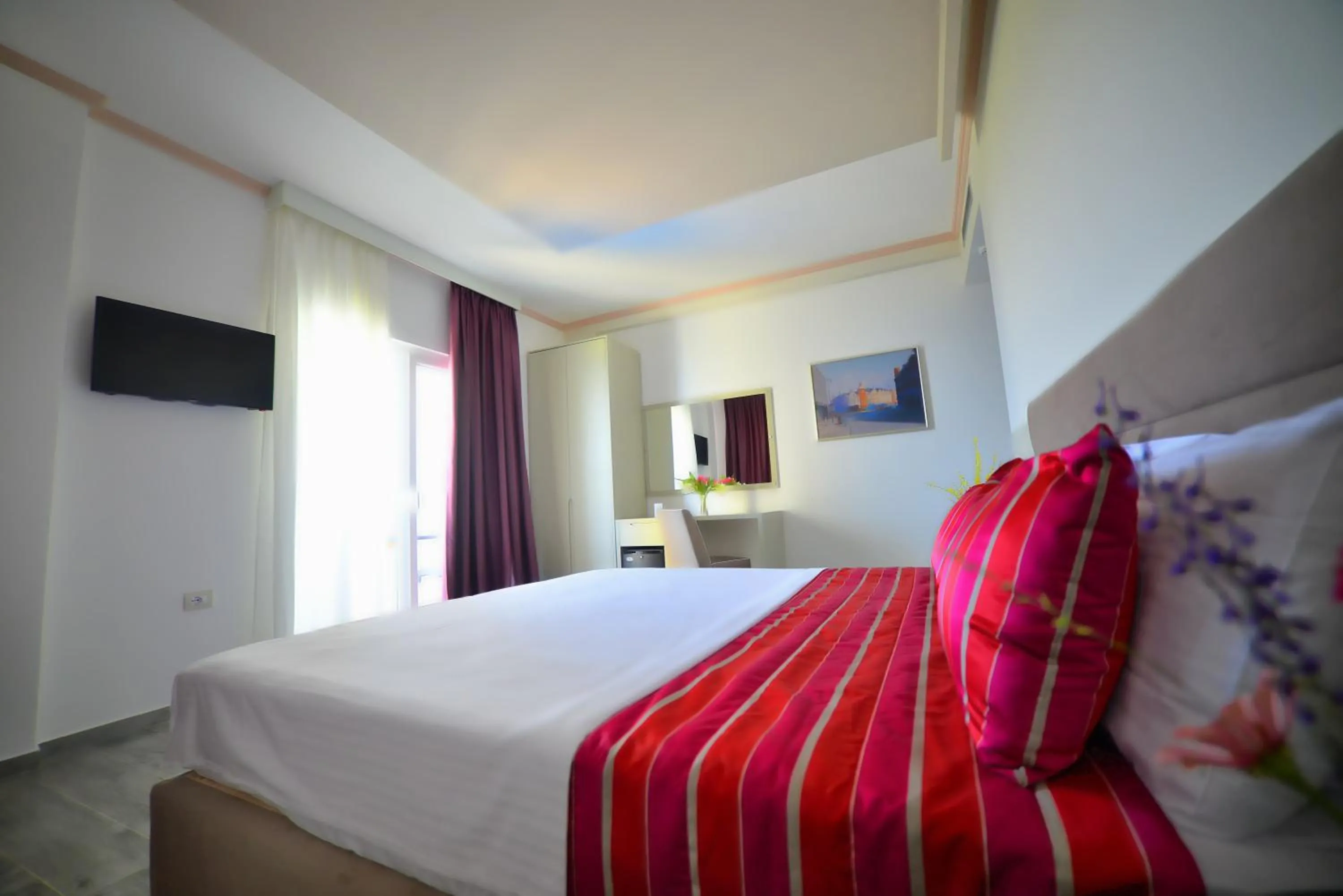 Bedroom, Bed in Elysium Hotel