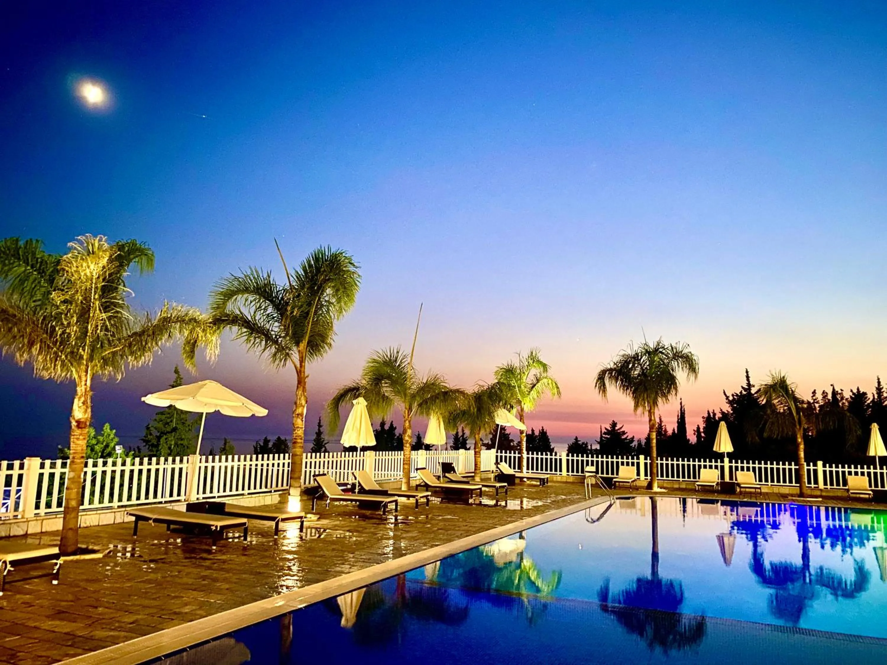 Elysium Hotel