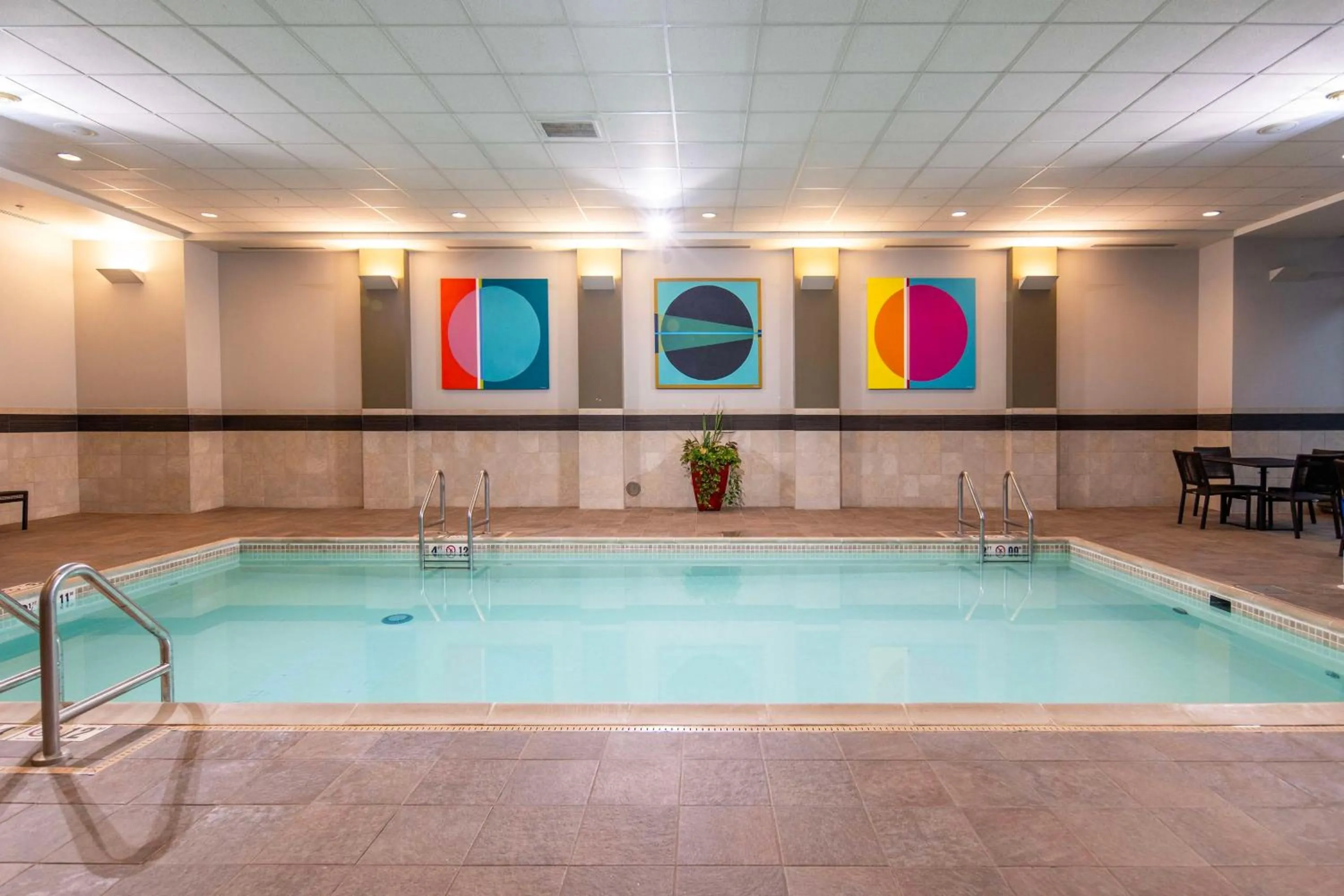 Pool view in DoubleTree by Hilton Hotel Cedar Rapids Convention Complex