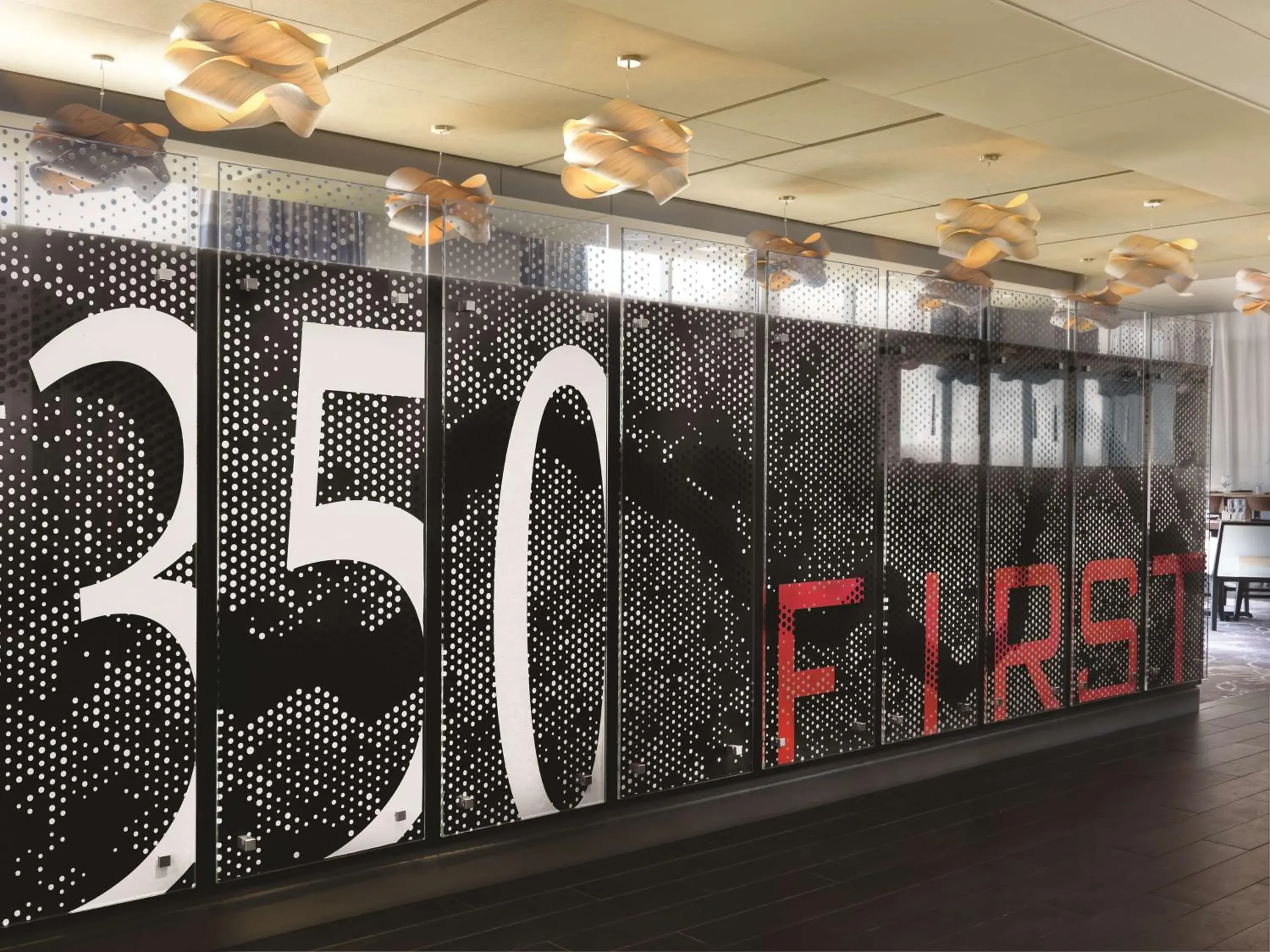 Restaurant/places to eat in DoubleTree by Hilton Hotel Cedar Rapids Convention Complex Restaurant/places to eat in DoubleTree by Hilton Hotel Cedar Rapids Convention Complex