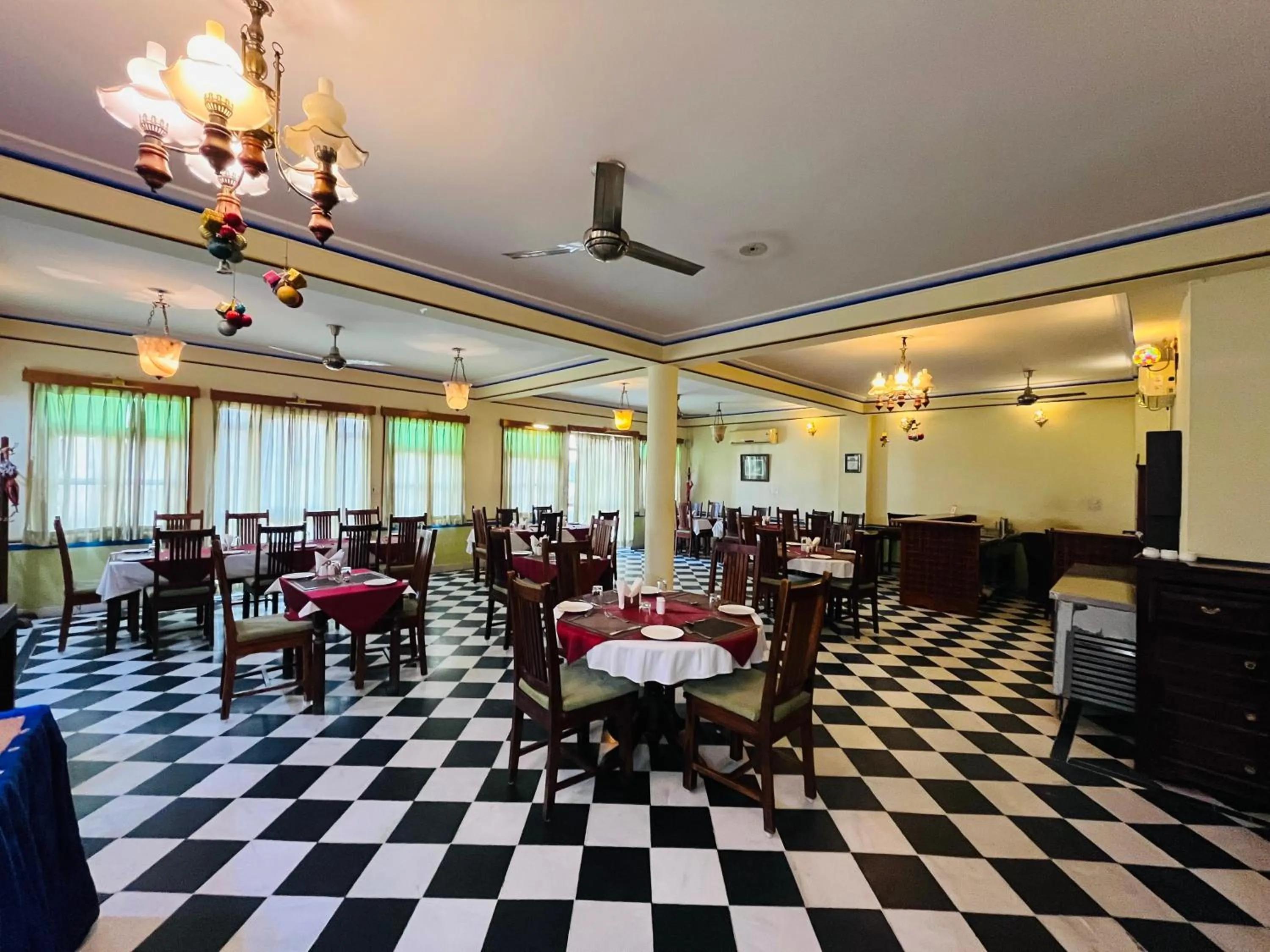 Restaurant/places to eat in Koolwal Kothi Zinc Journey by The Fern, Nawalgarh, Rajasthan